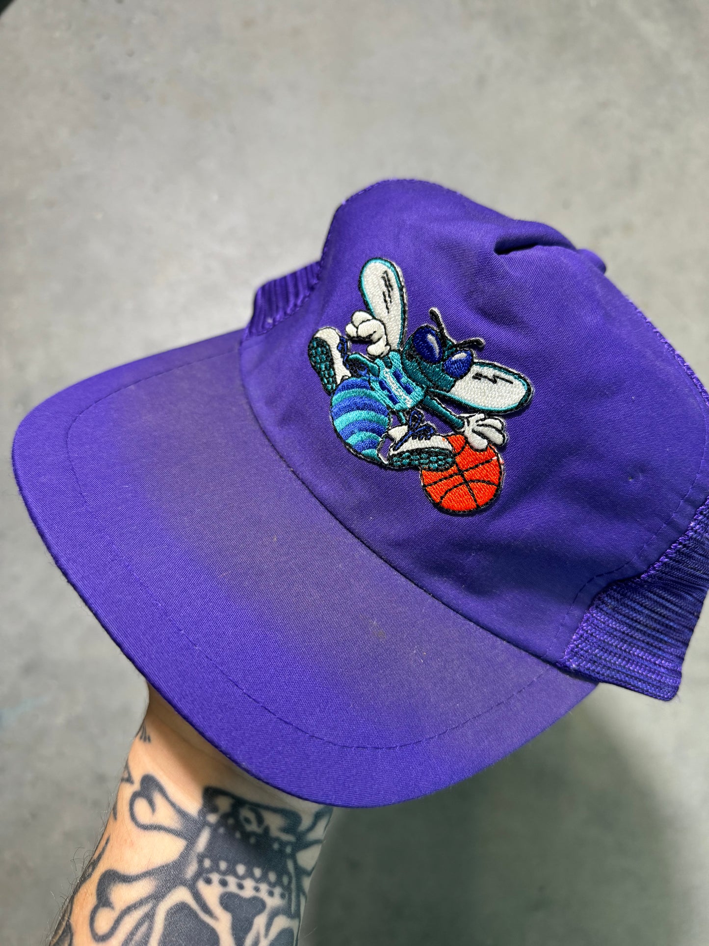 90’s Charlotte Hornets Vintage Sun Faded Purple Mesh Trucker NBA Snapback Hat (OSFA)