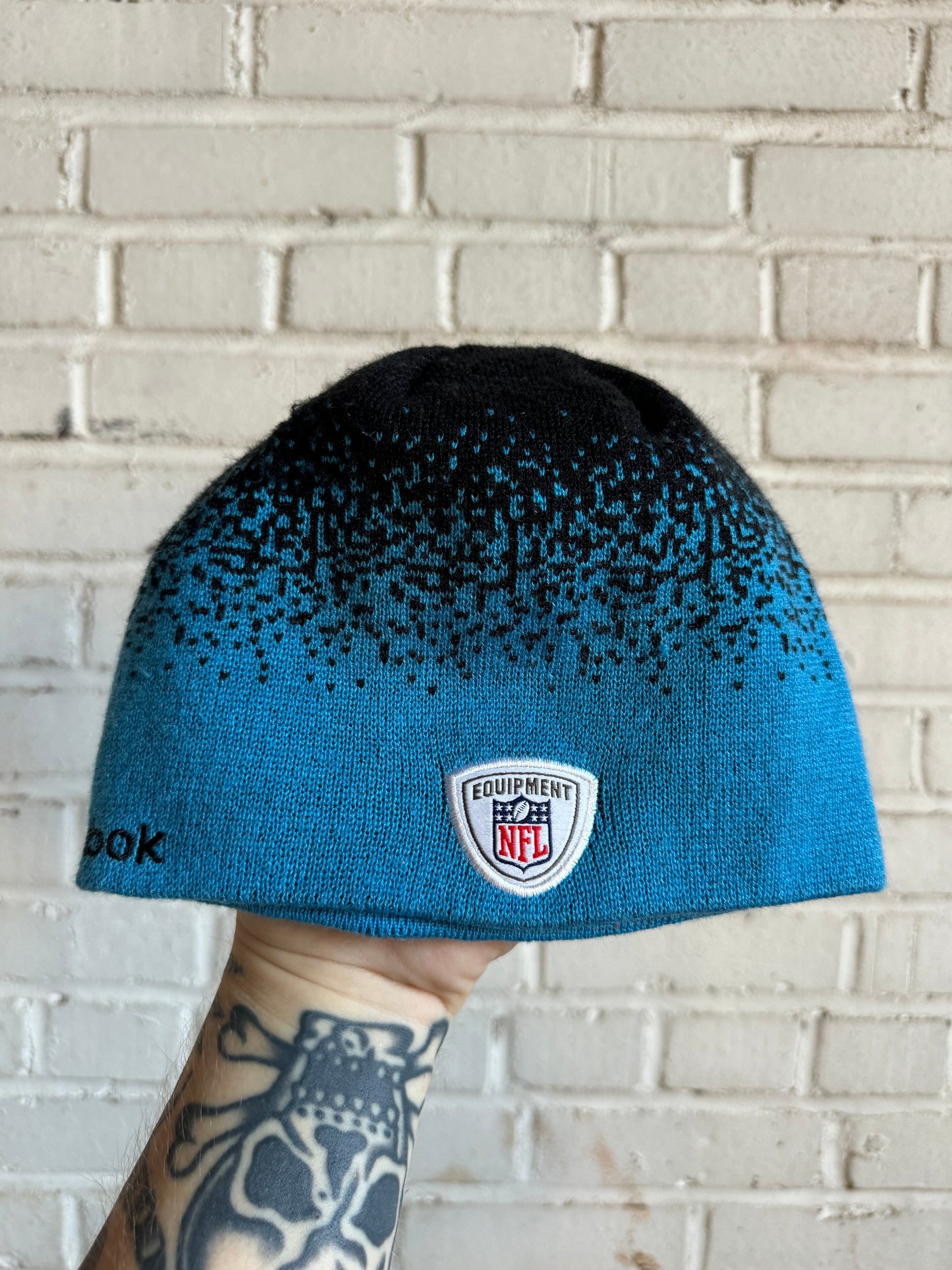 00’s Carolina Panthers Vintage Reebok Sideline NFL Beanie (OSFA)