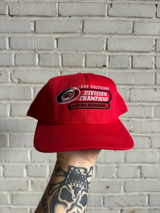 1999 Carolina Hurricanes Southeast Division Champions Vintage Red NHL Hockey Snapback Hat (OSFA)