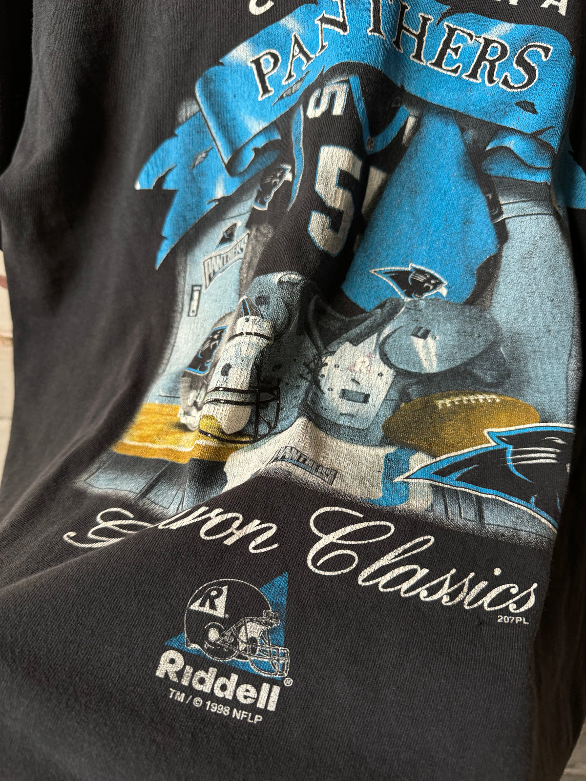 1998 Carolina Panthers Vintage Black Riddell Gridiron Classics Locker NFL Tee (Small)