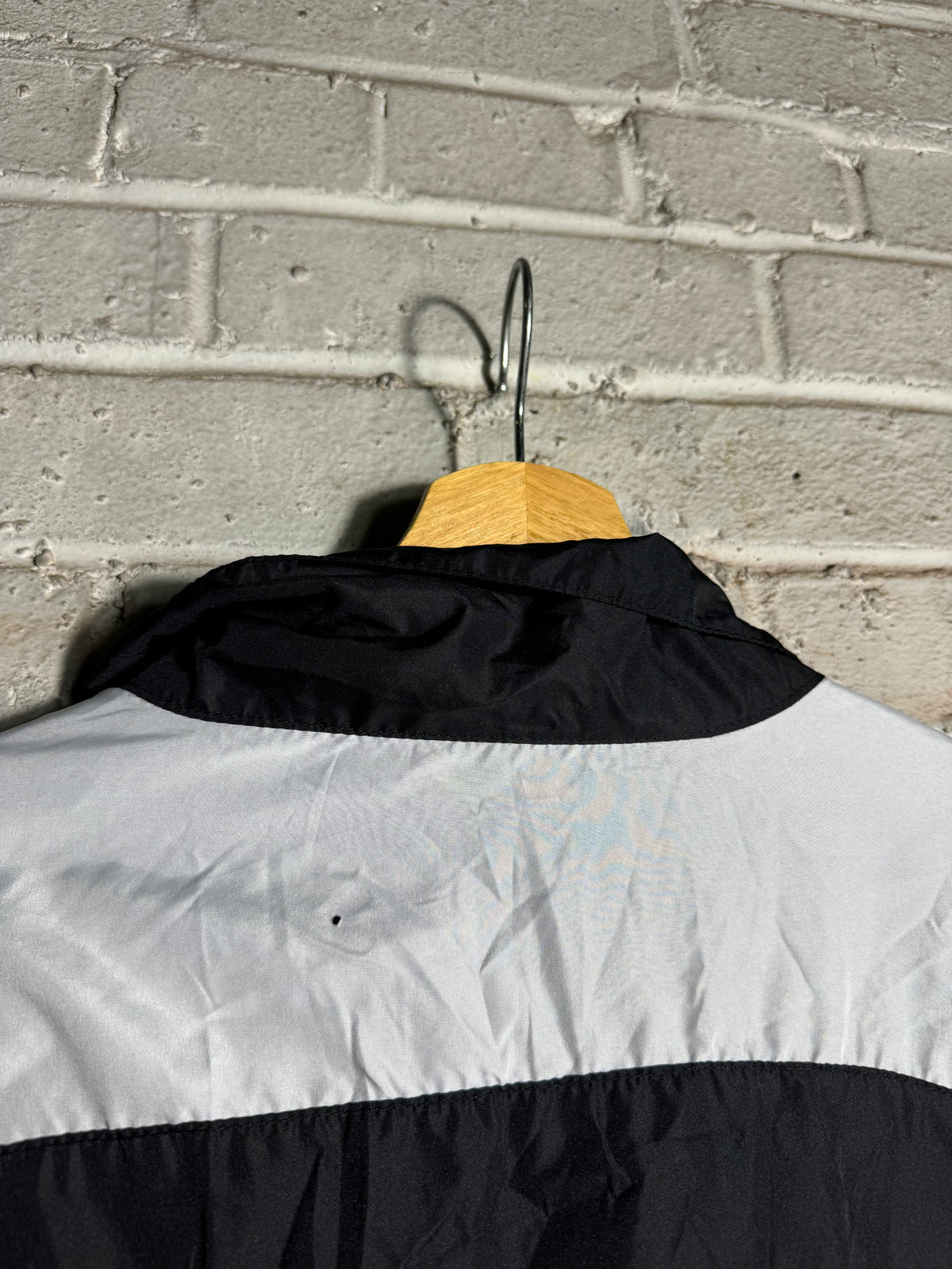 00’s Carolina Panthers x Sports Illustrated Reebok NFL Windbreaker Jacket (Large)