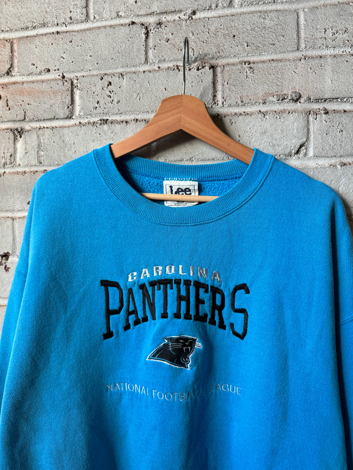 90’s Carolina Panthers Vintage Blue Lee Sport Embroidered NFL Crewneck (XL)