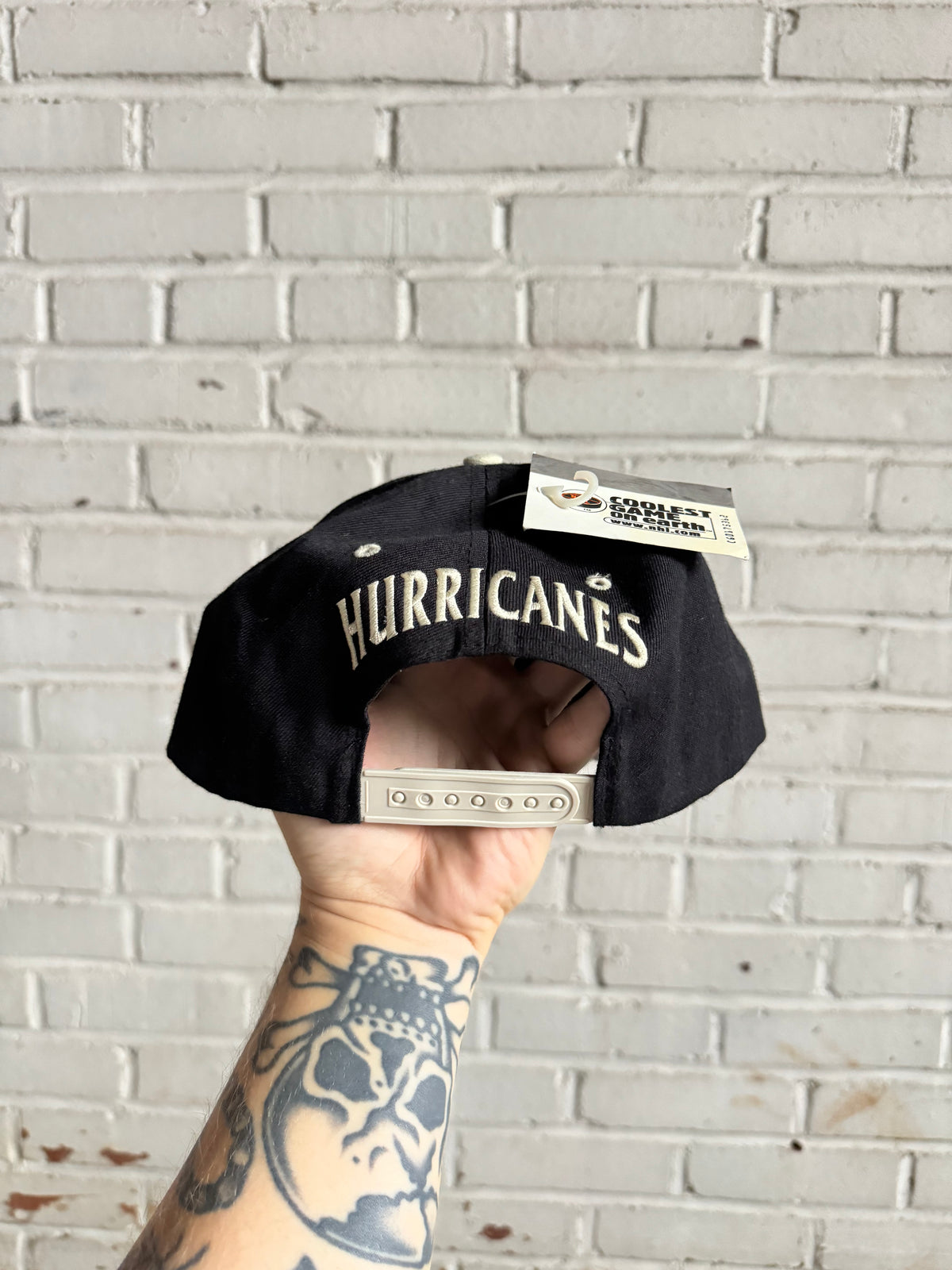 90’s Carolina Hurricanes Vintage Black Cream Original Wordmark NHL Snapback Hat - Deadstock (OSFA)