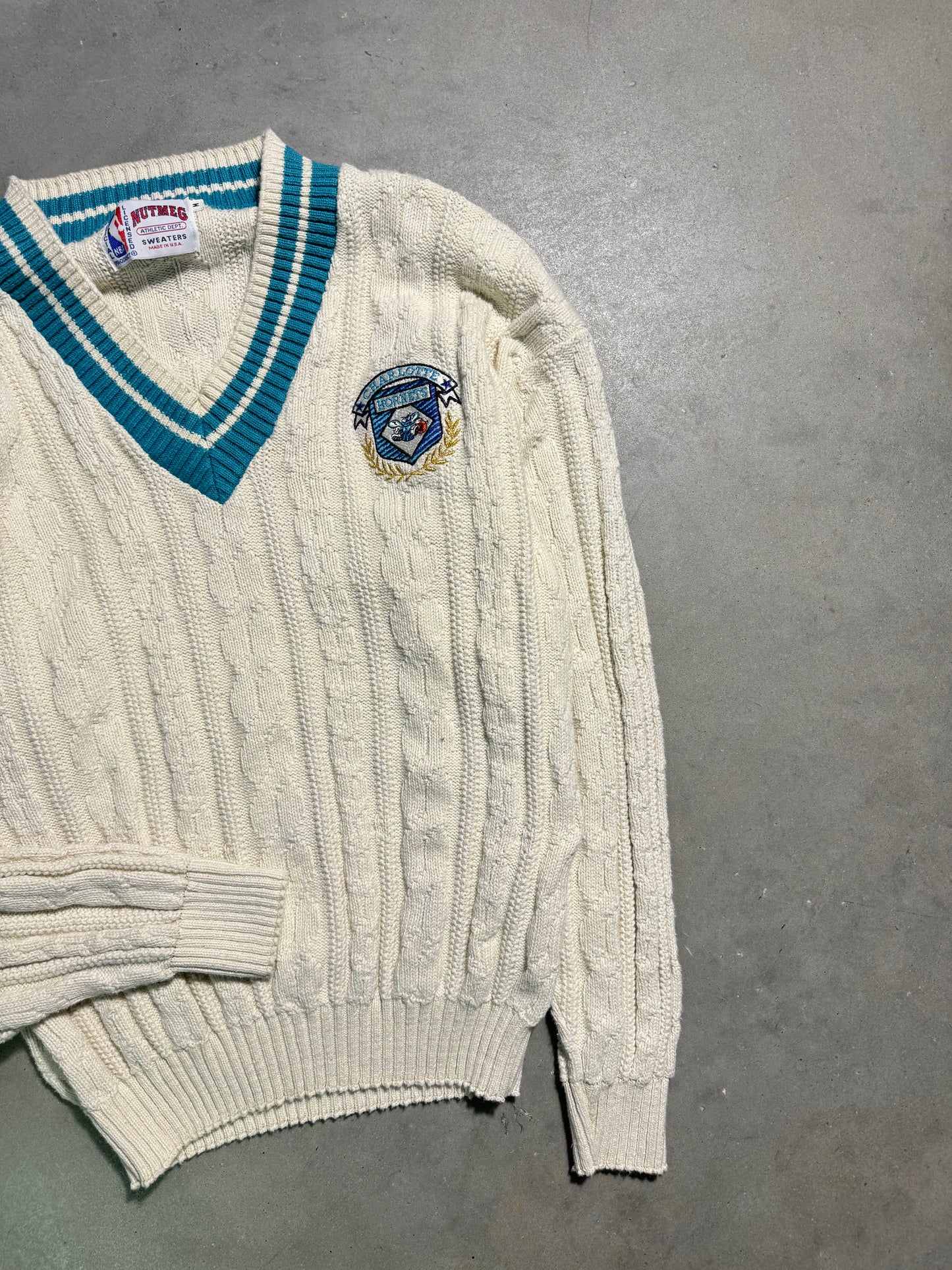 1988 Charlotte Hornets Nutmeg Mills Vintage Cream Teal Cableknit NBA Knit Sweater (Medium)