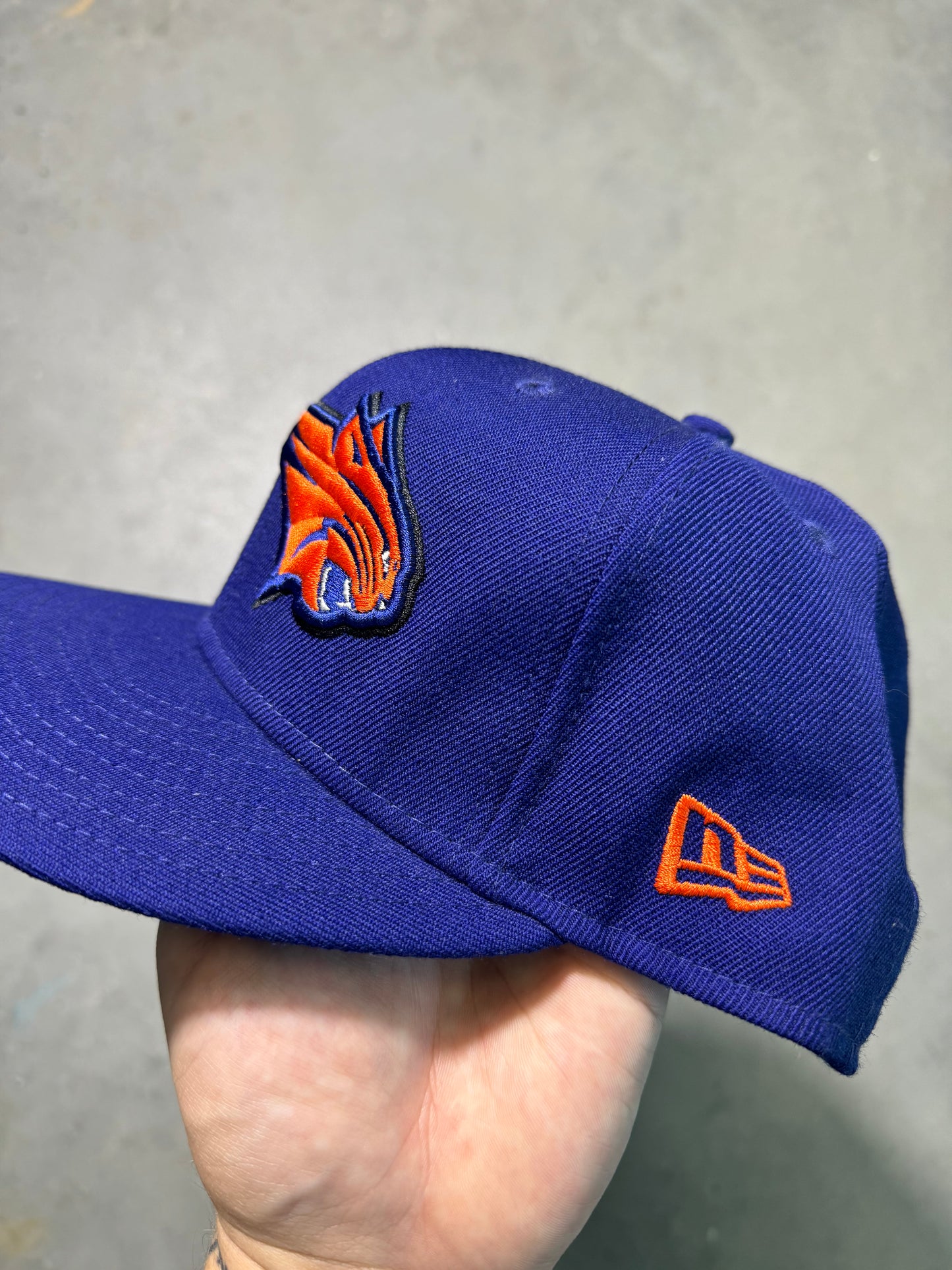 00’s Charlotte Bobcats Vintage Blue Orange New Era Wool Plain Logo NBA Fitted Hat (7 5/8)
