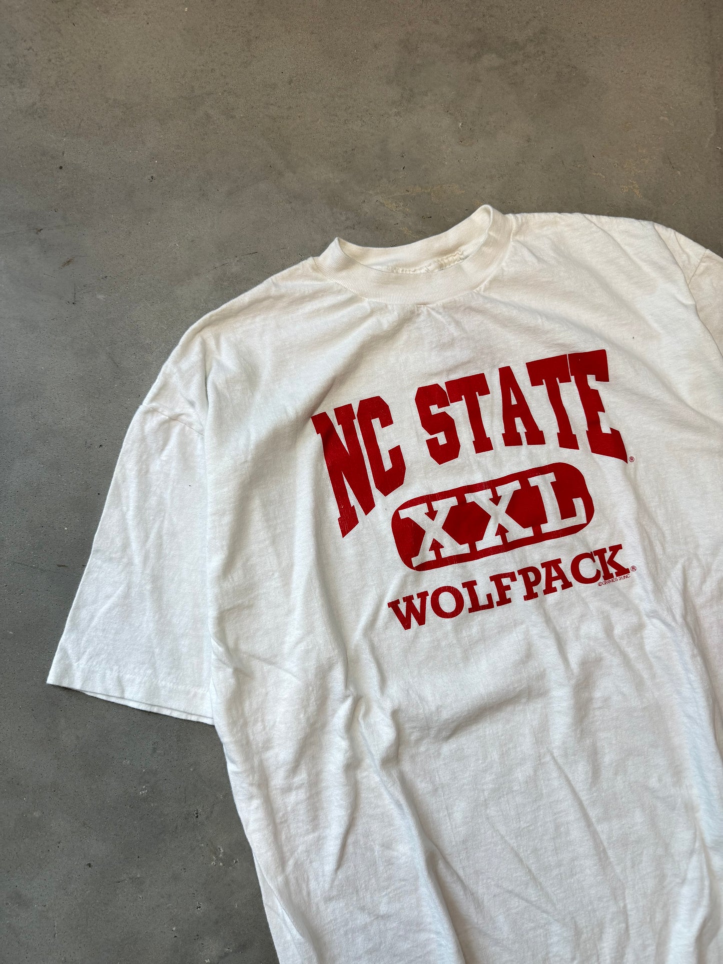 90’s NC State Wolfpack Vintage College Spellout Tee (XXL)