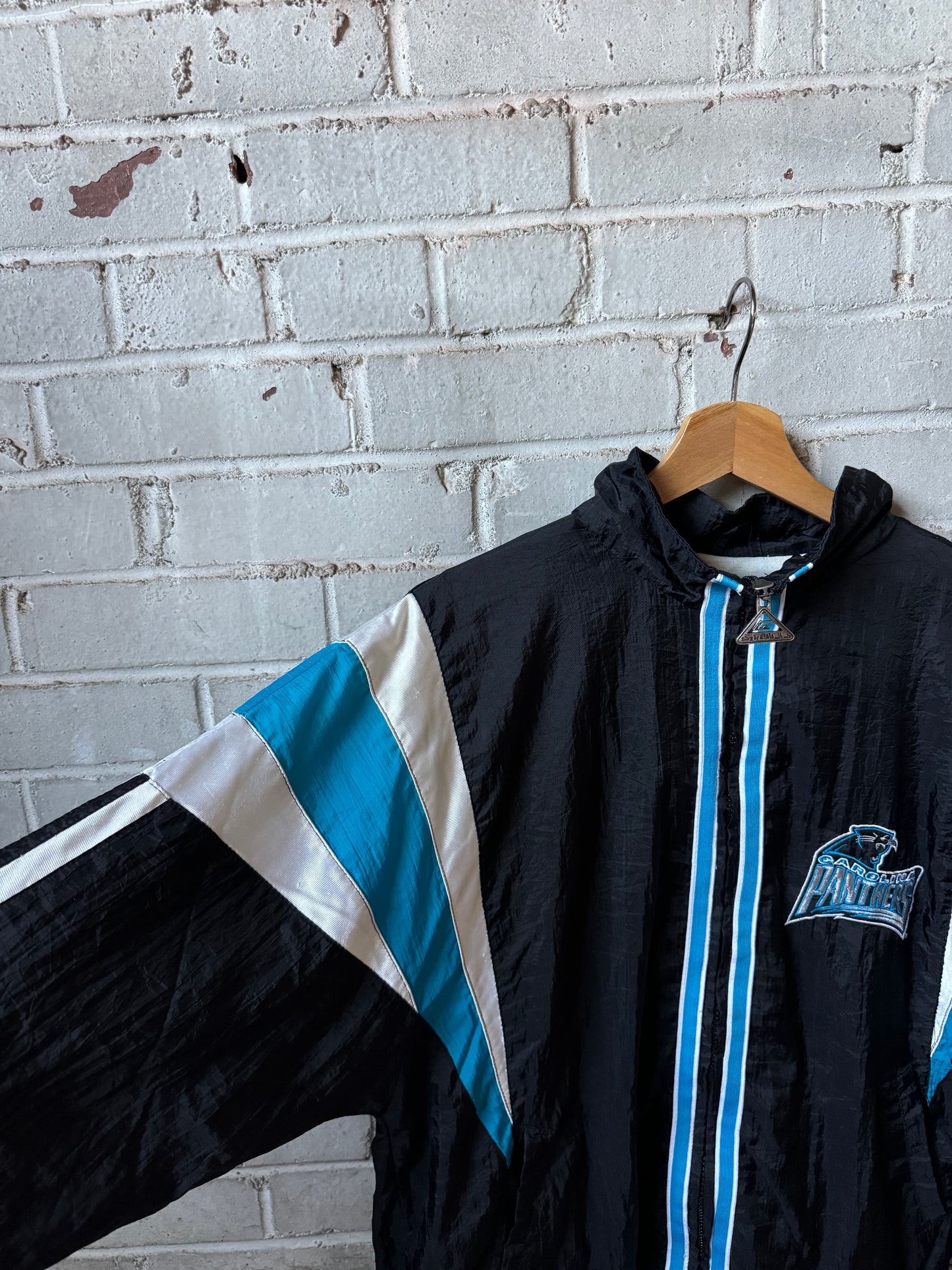 90’s Carolina Panthers Vintage Jersey Striped Full Zip NFL Windbreaker Jacket (Medium)