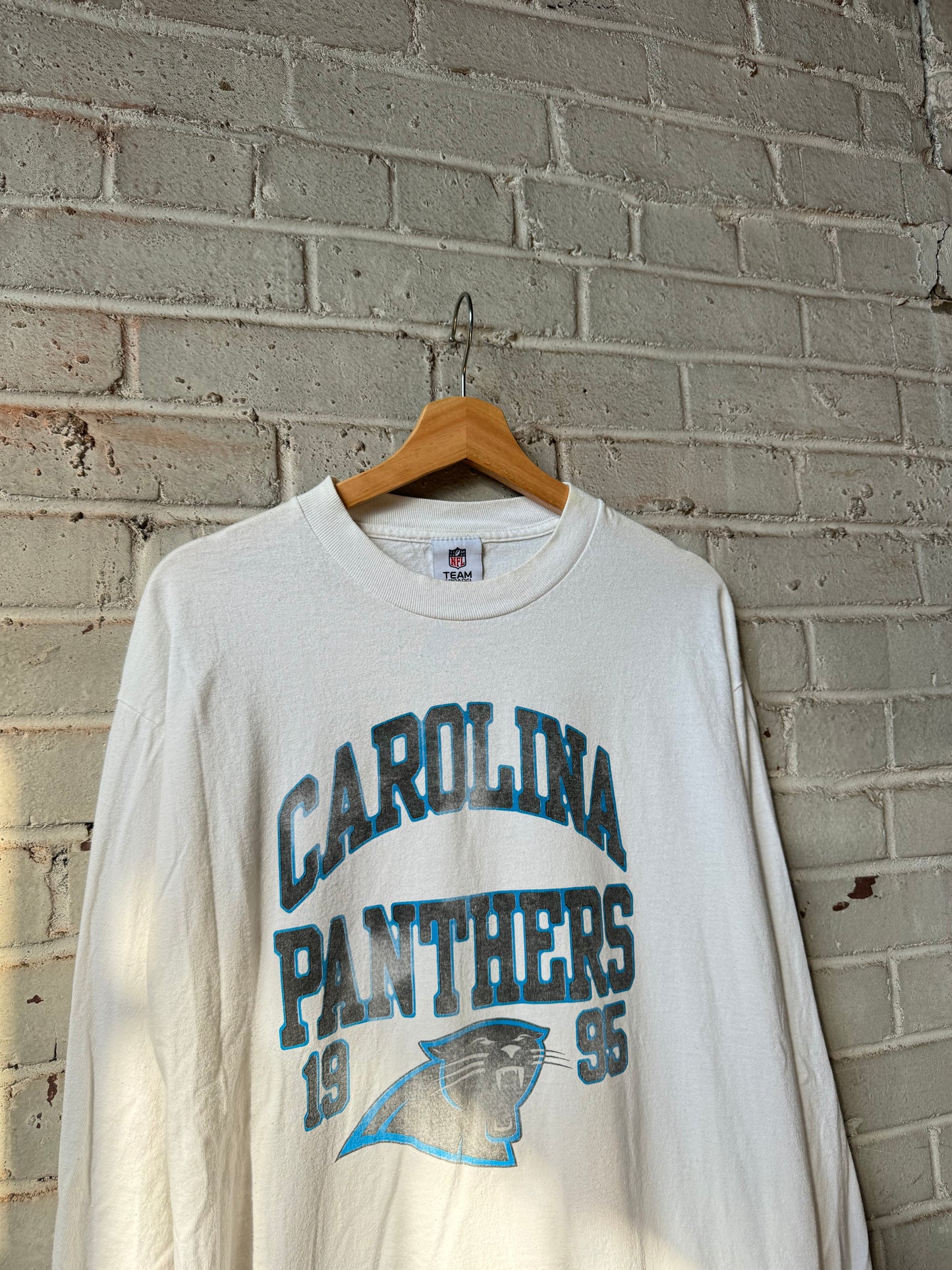 00’s Carolina Panthers Vintage Established 1995 White NFL Longsleeve Tee (XL)