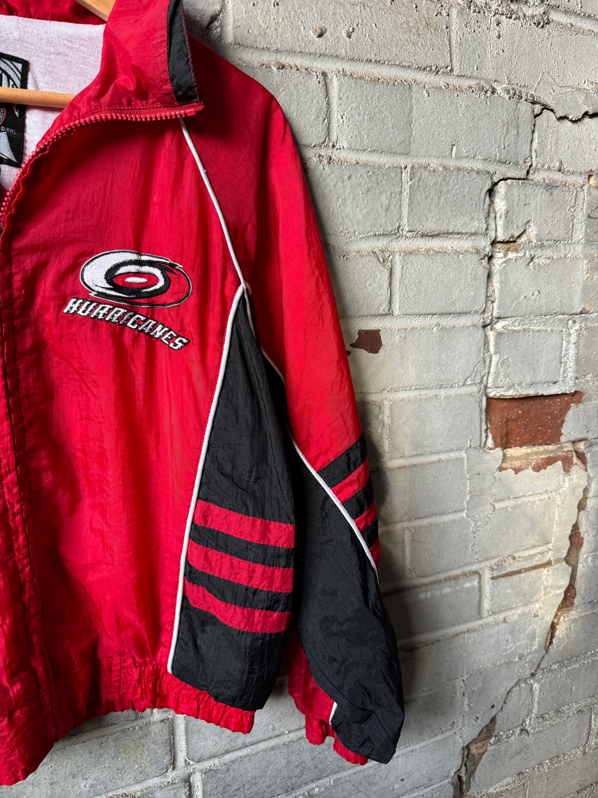 90’s Carolina Hurricanes Vintage Red Black NHL Word Mark Spellout Windbreaker Jacket (Youth Medium)