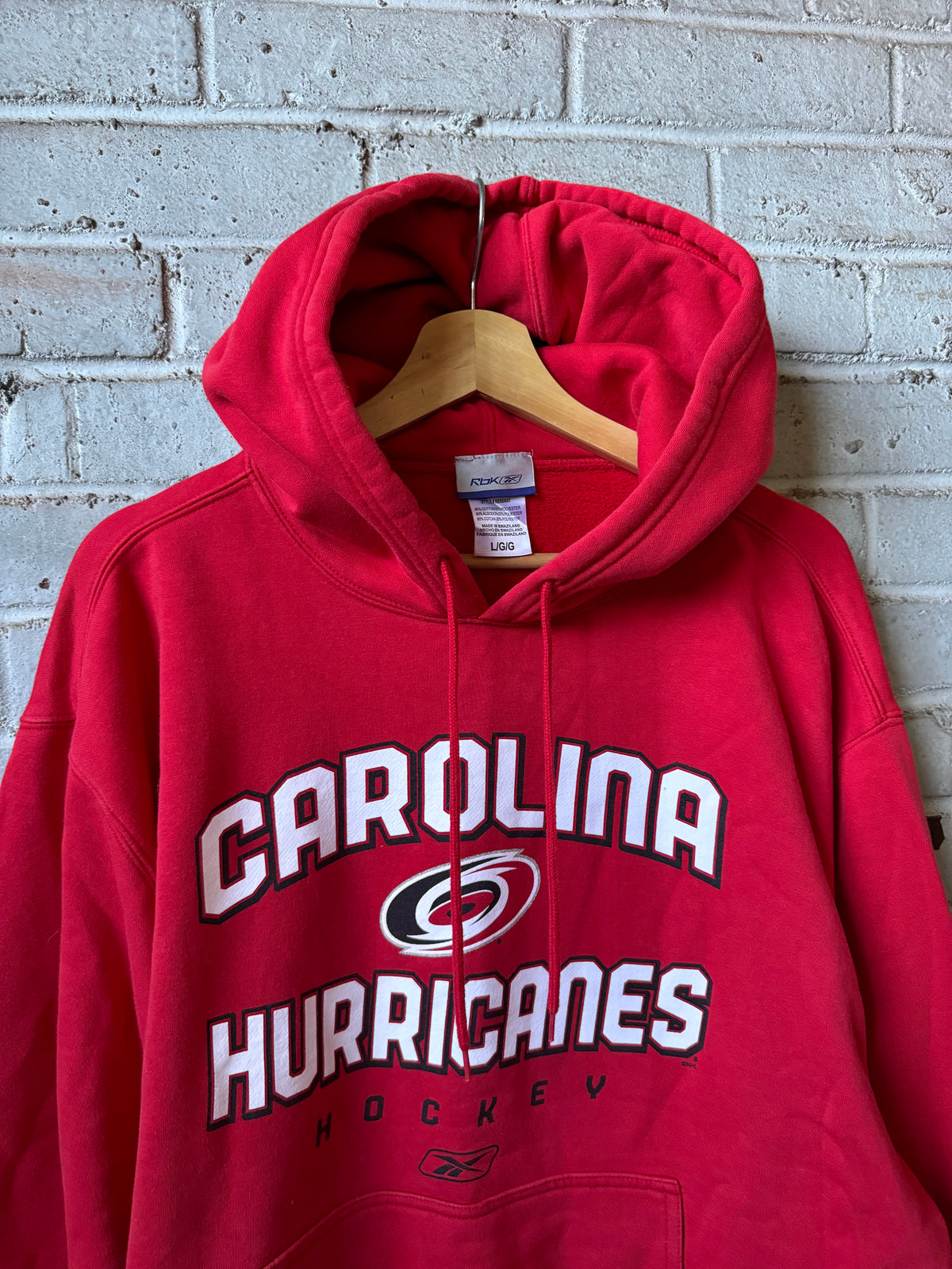 00’s Carolina Hurricanes Vintage Red Reebok Heavyweight NHL Hockey Hoodie (Large)