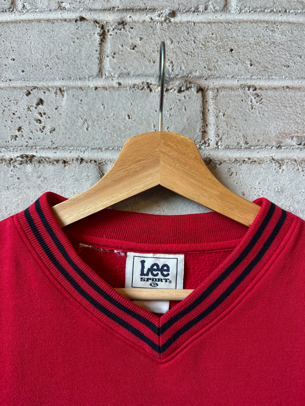 90’s Carolina Hurricanes Vintage Red Lee Sport Heavyweight Word Mark Spellout NHL Hockey Crewneck (XL)