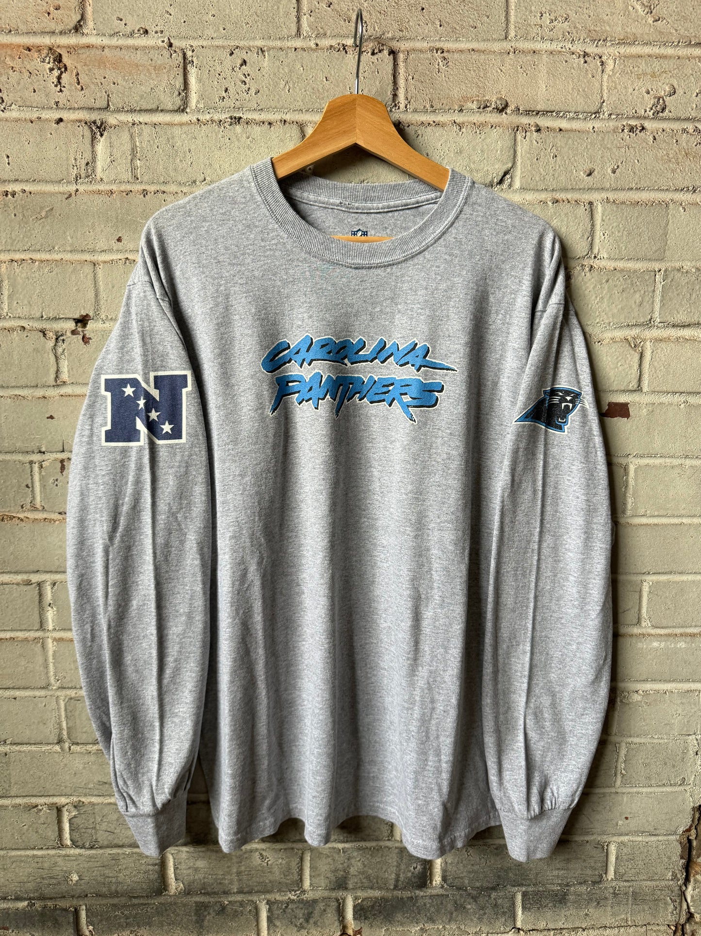 00’s Carolina Panthers Vintage Grey Cat Scratch Font NFL Longsleeve Tee (Large)
