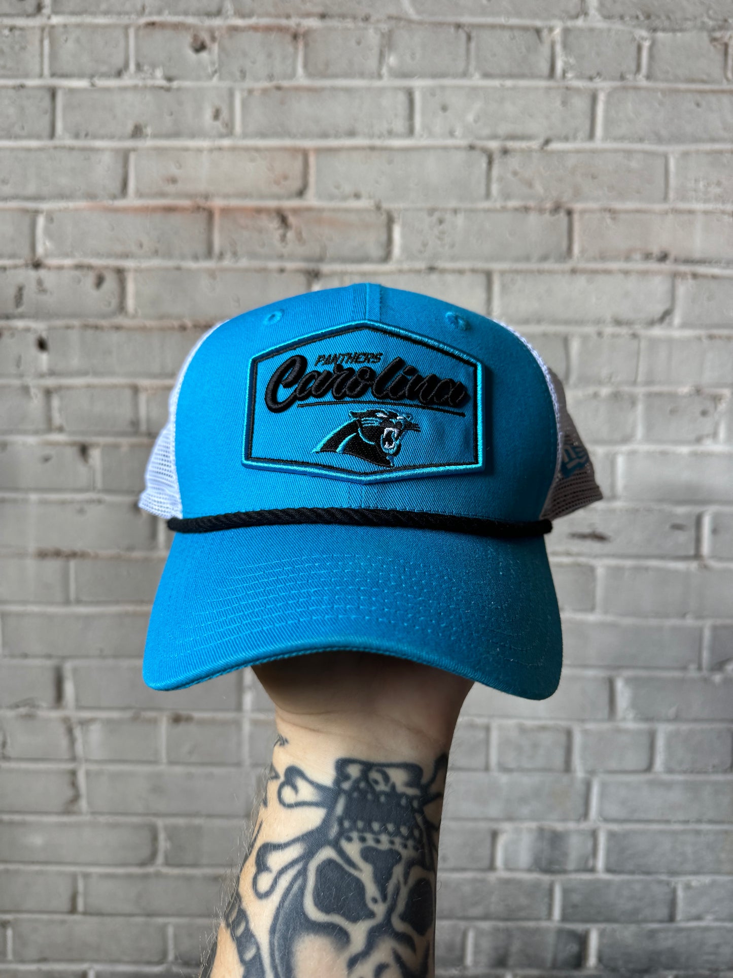 Carolina Panthers x New Era Mesh NFL Snapback Hat (OSFA)