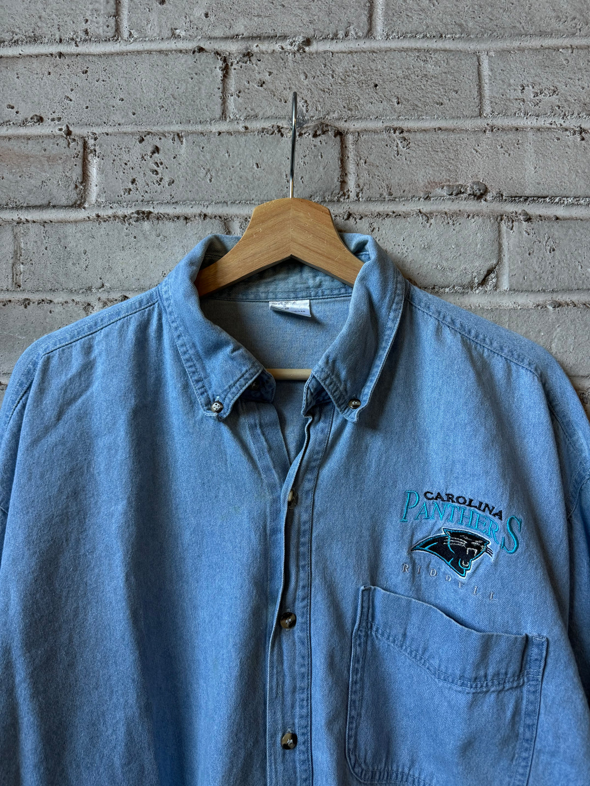 90’s Carolina Panthers Vintage Riddell Embroidered Denim NFL Button Up Shirt (Large)
