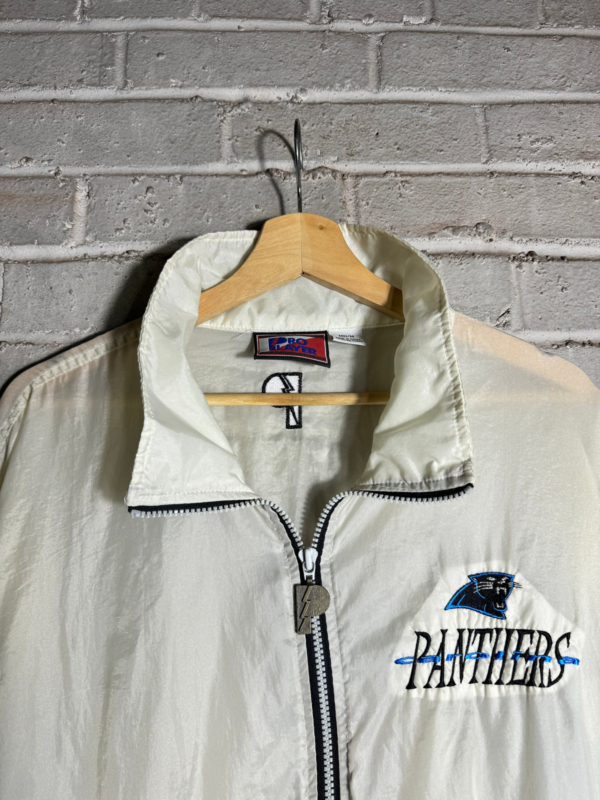 90’s Carolina Panthers Vintage White Pro Player Sleeve Striped NFL Windbreaker Jacket (Large)