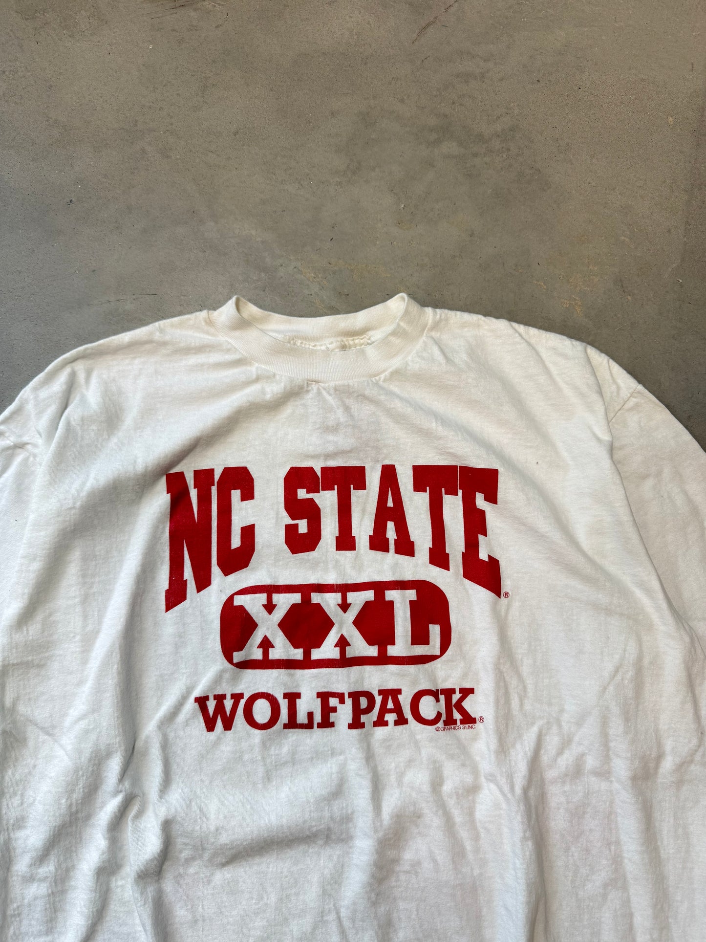 90’s NC State Wolfpack Vintage College Spellout Tee (XXL)