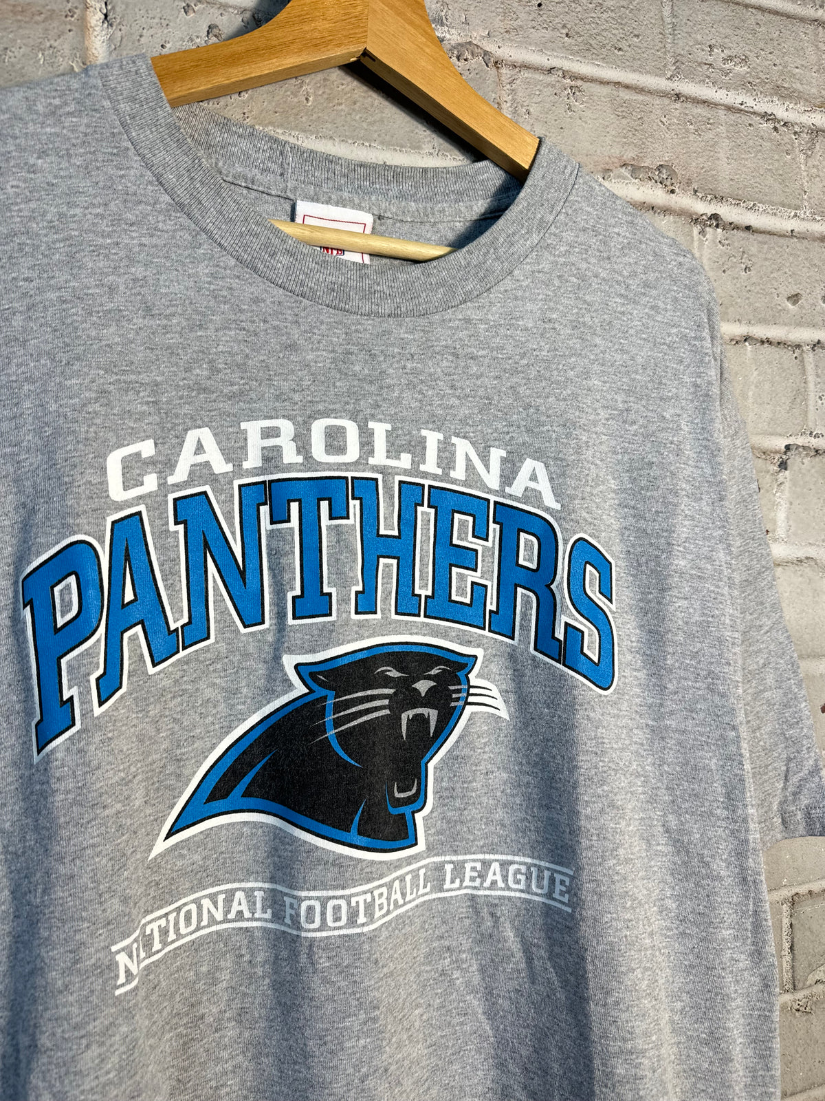 00’s Carolina Panthers Vintage Grey Spellout NFL Tee (XL)