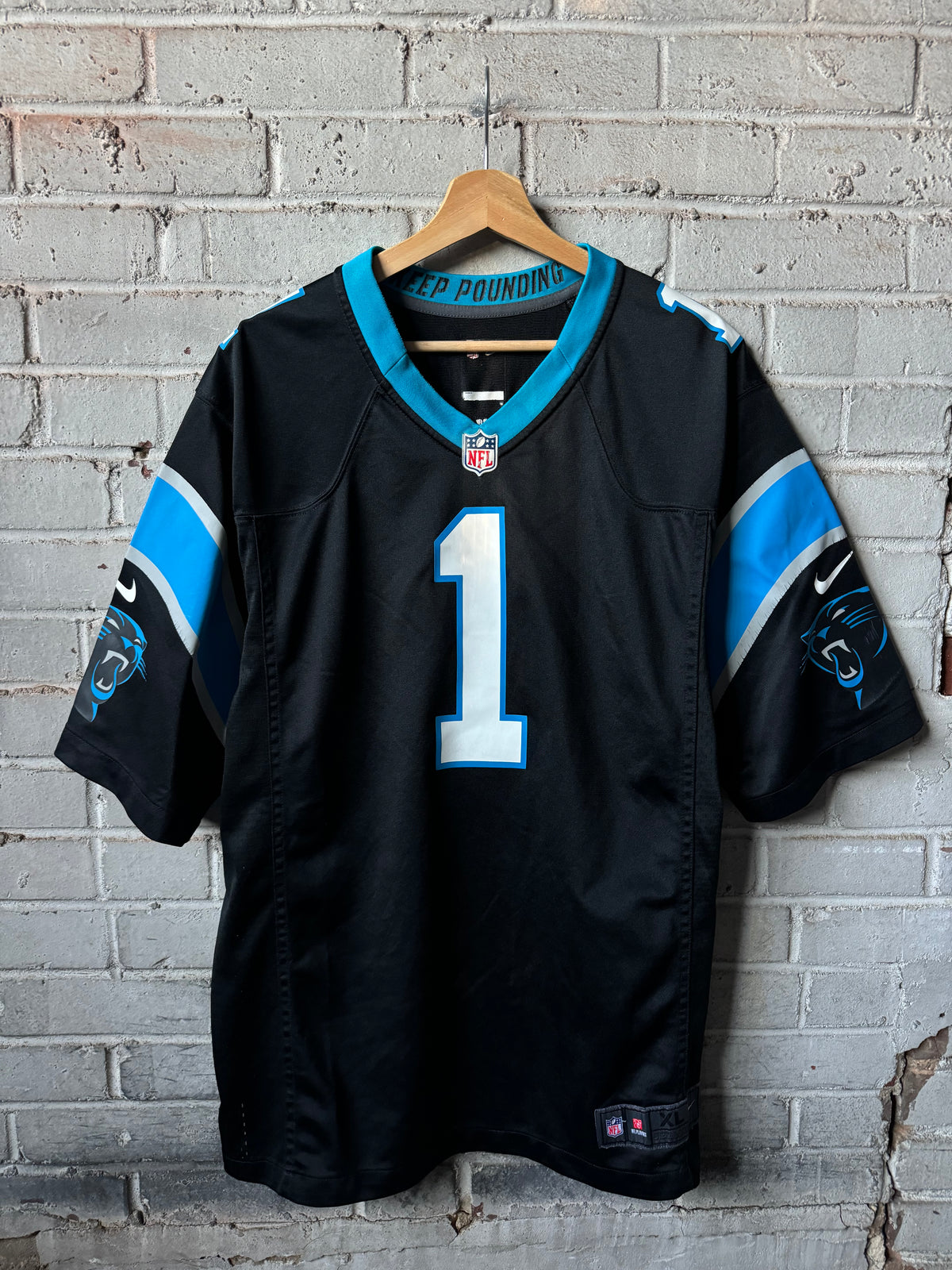 2016 Carolina Panthers Cam Newton Black Nike NFL Game Jersey (XL)