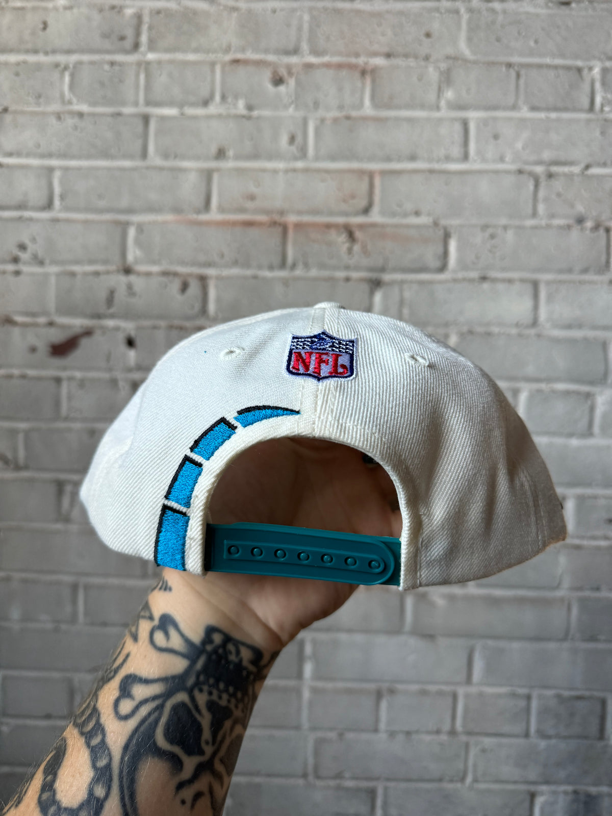 90’s Carolina Panthers Vintage White Wool Cat Scratch Font Sports Specialties NFL Snapback Hat (OSFA)