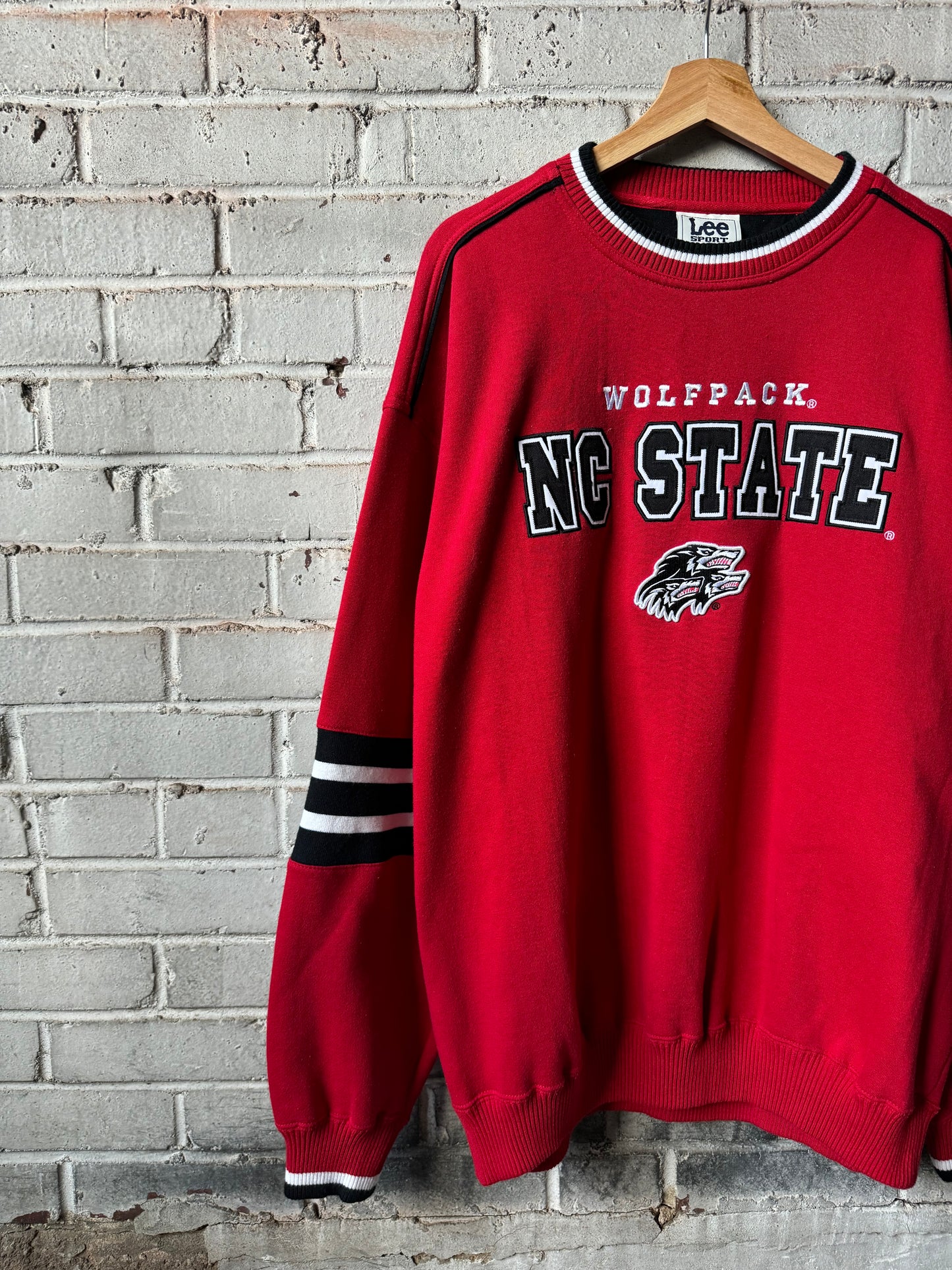 90’s NC State Wolfpack Vintage Red Lee Sport Alternate Pack Logo Embroidered Heavyweight Crewneck (XL)