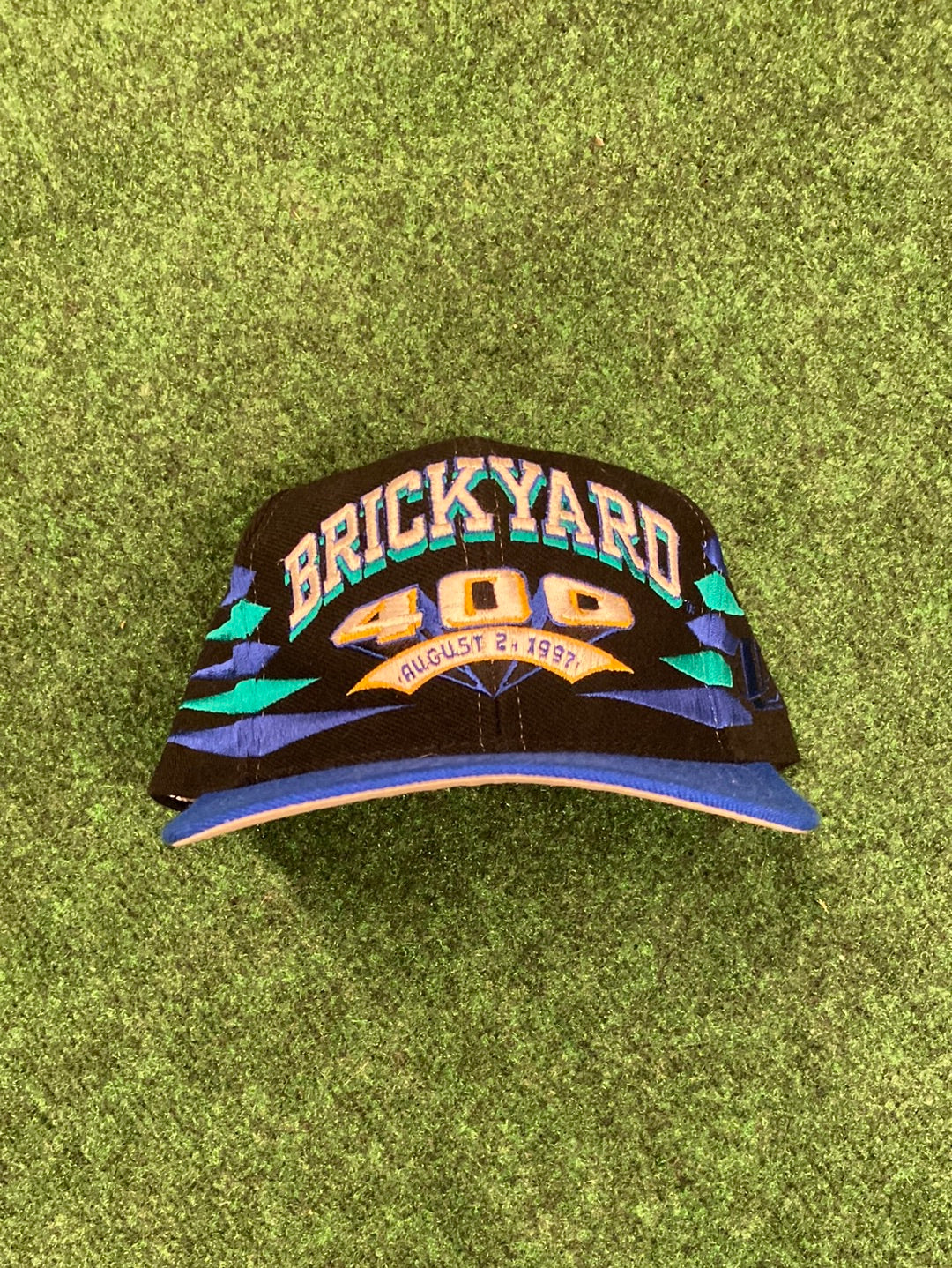 90s Black Brickyard 400 Diamond Cut Hat