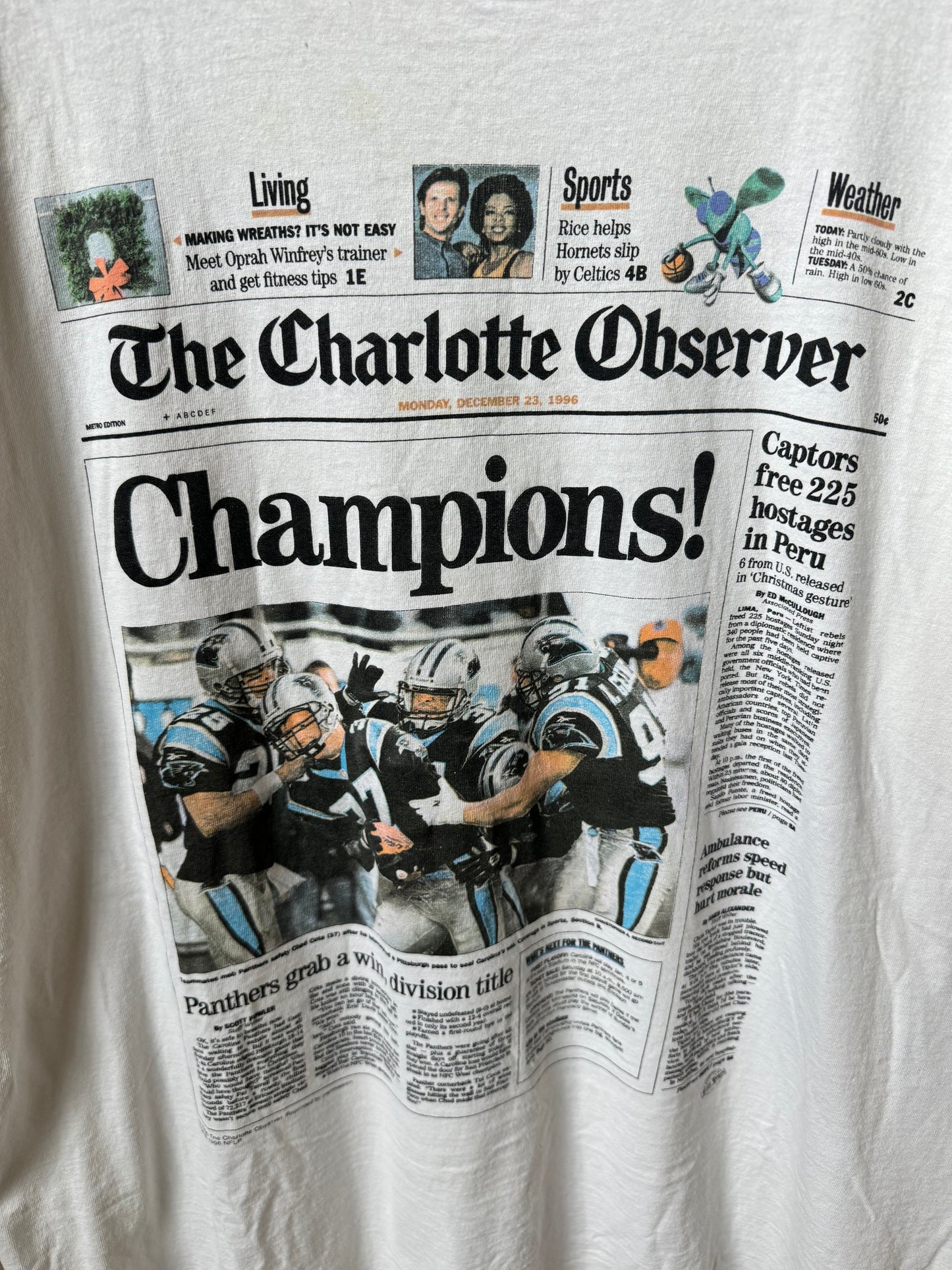 1996 Carolina Panthers Vintage White Charlotte Observer “Champions!” NFC West Division Champions Newspaper Clip NFL Tee (XL)