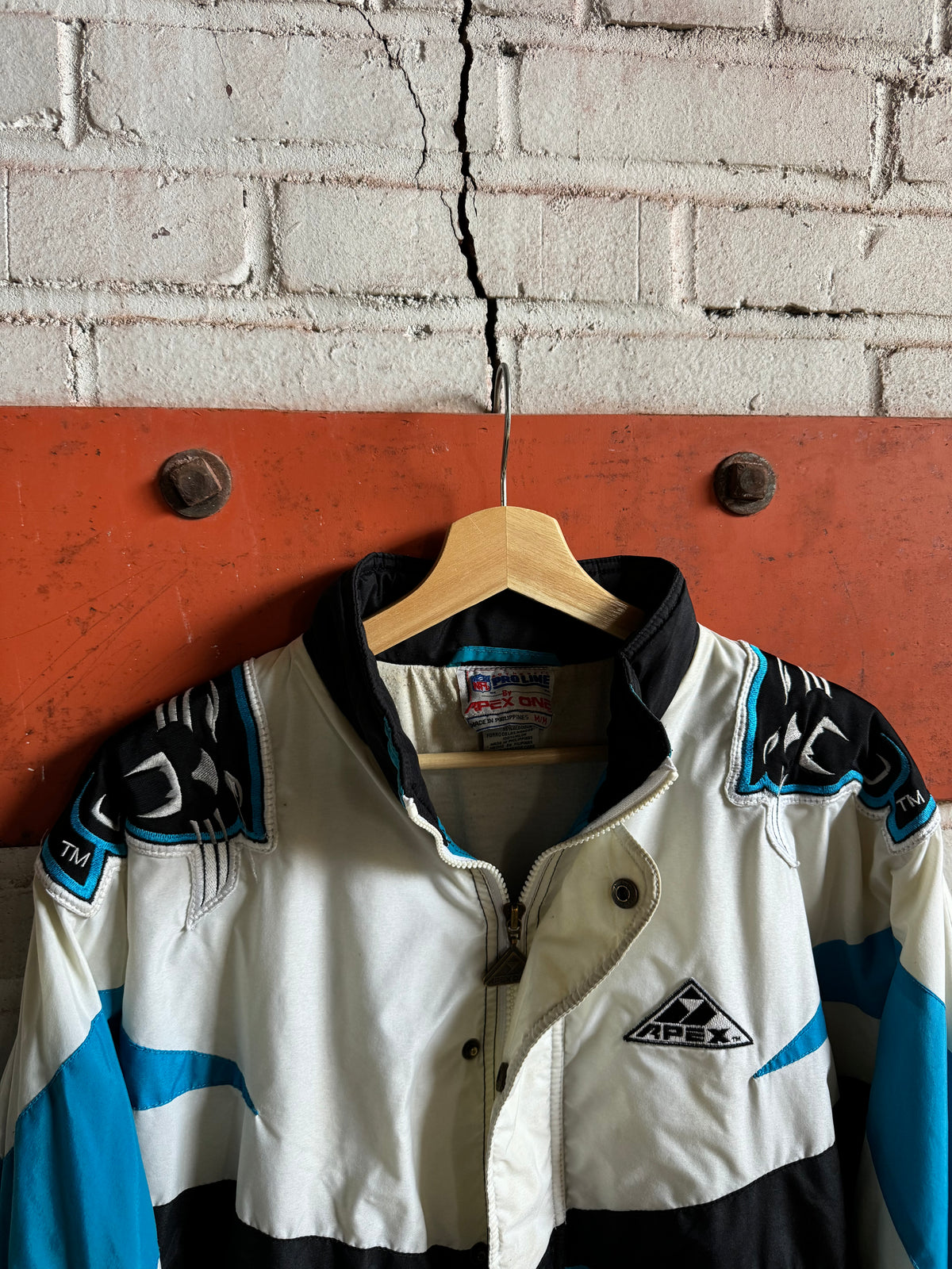 90’s Carolina Panthers Vintage White Apex One Shoulder Logo Full Zip Cotton Lined NFL Windbreaker Jacket (Medium)