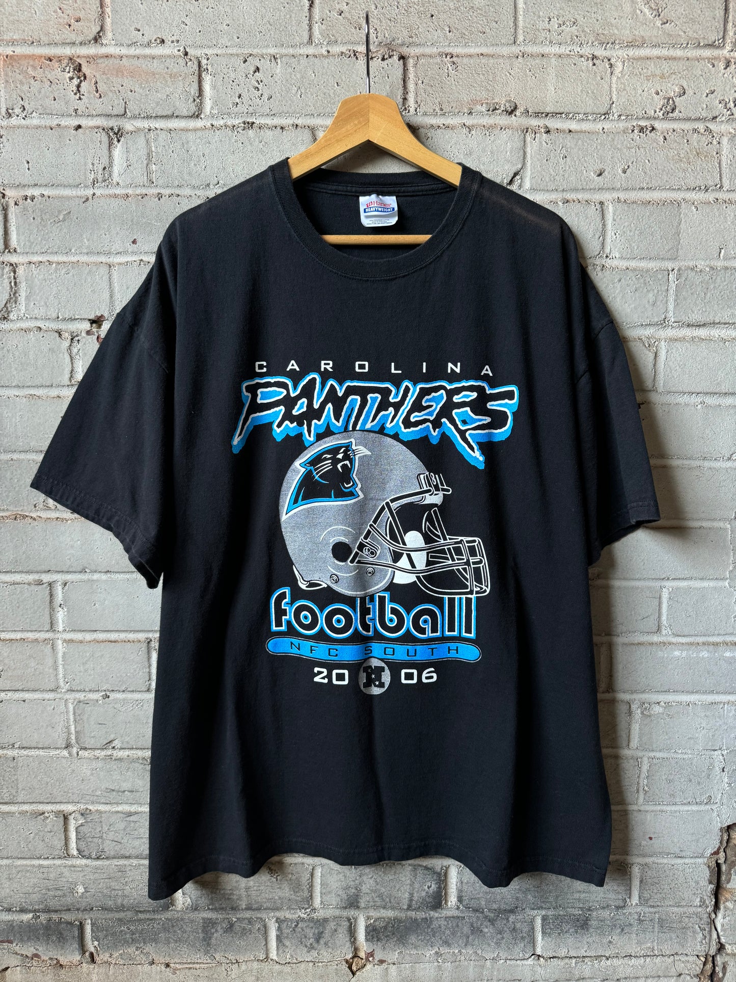 2006 Carolina Panthers Vintage Black Cat Scratch Font Schedule Tee (XXL)