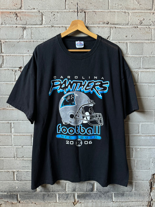 2006 Carolina Panthers Vintage Black Cat Scratch Font Schedule Tee (XXL)
