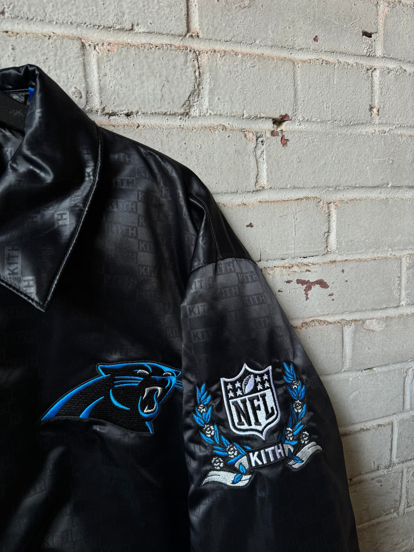 2023 Carolina Panthers x KITH x NFL Satin Bomber Jacket (Large)