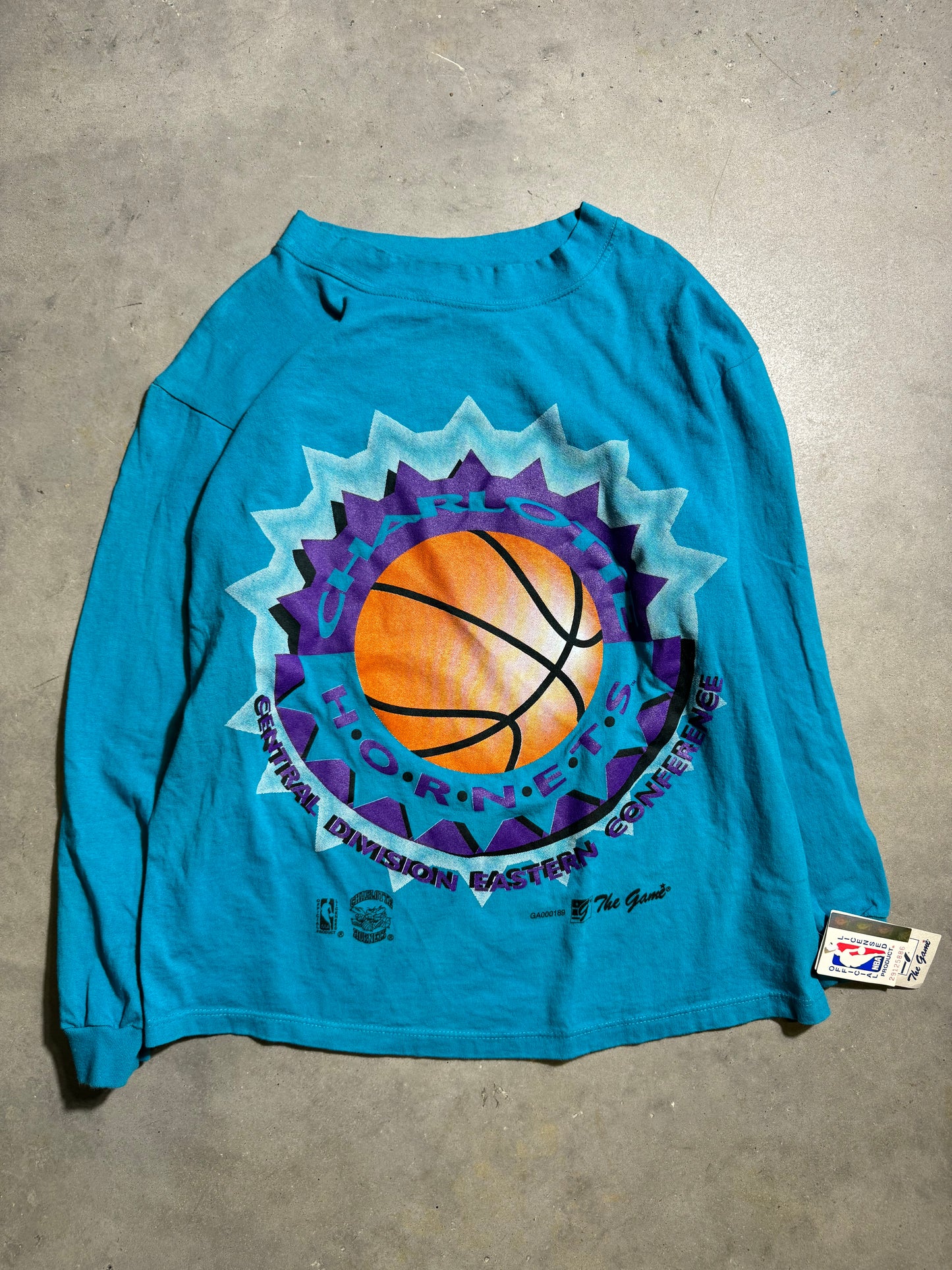 90’s Charlotte Hornets Vintage Teal The Game NBA Central Division Big Logo Longsleeve Tee - Deadstock (Medium)