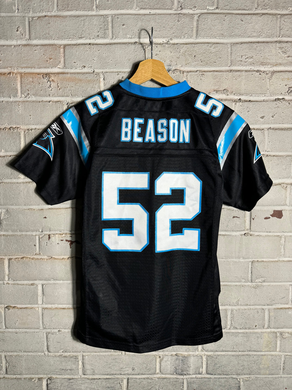 00’s Carolina Panthers Jon Beason Vintage Black Reebok Stitched NFL Jersey (Youth Medium)