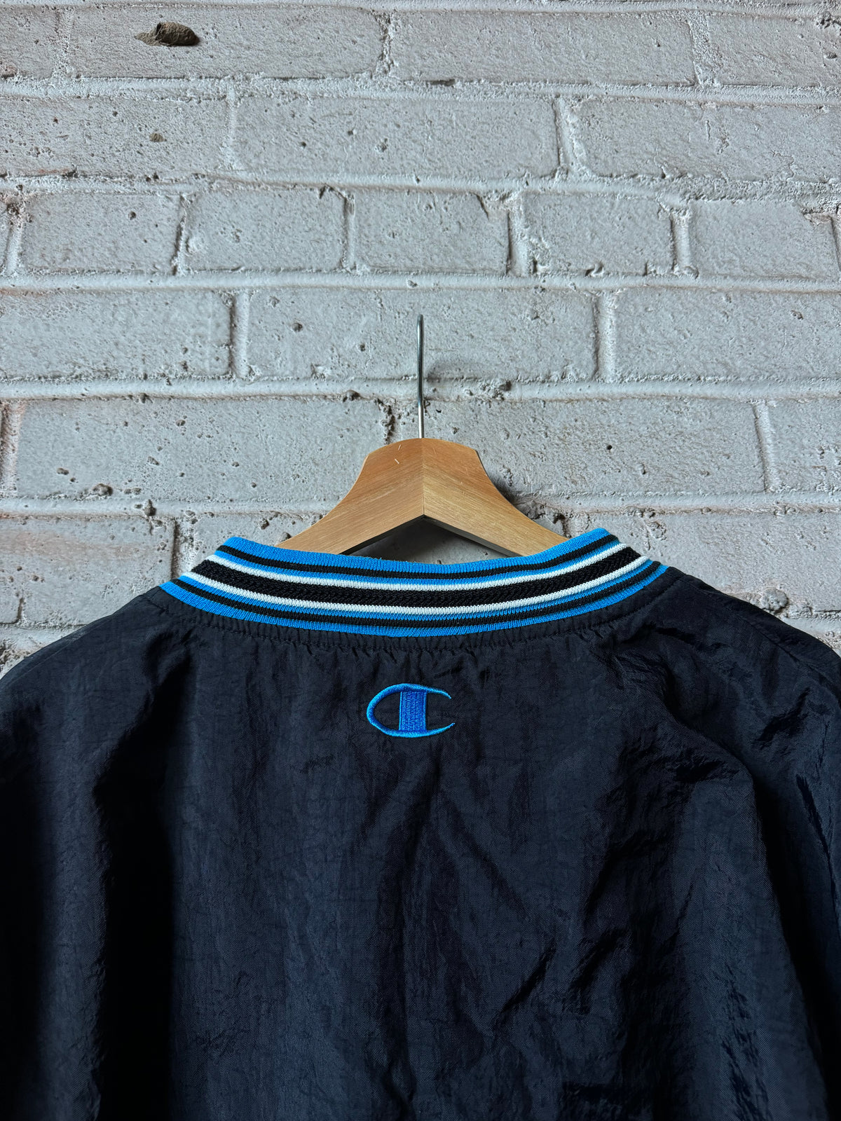 90’s Carolina Panthers Vintage Black Champion NFL Pro Line Cotton Lined Nylon Sideline NFL Pullover Jacket (Large)