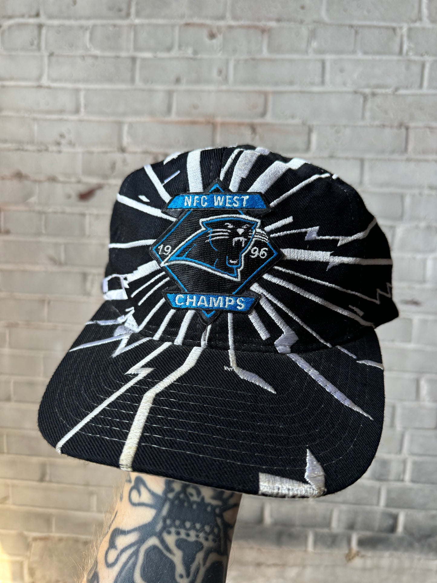 1996 Carolina Panthers NFC West Champions Vintage Black Starter Shattered Print NFL Snapback Hat (OSFA)
