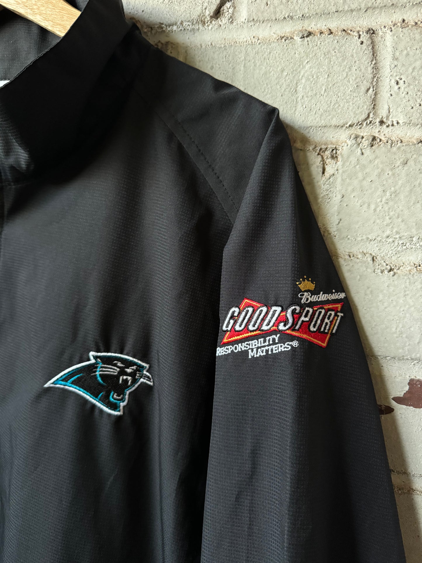 00’s Carolina Panthers x Budweiser Vintage Black Tonal Reebok Quarter Zip NFL Pullover (Large)