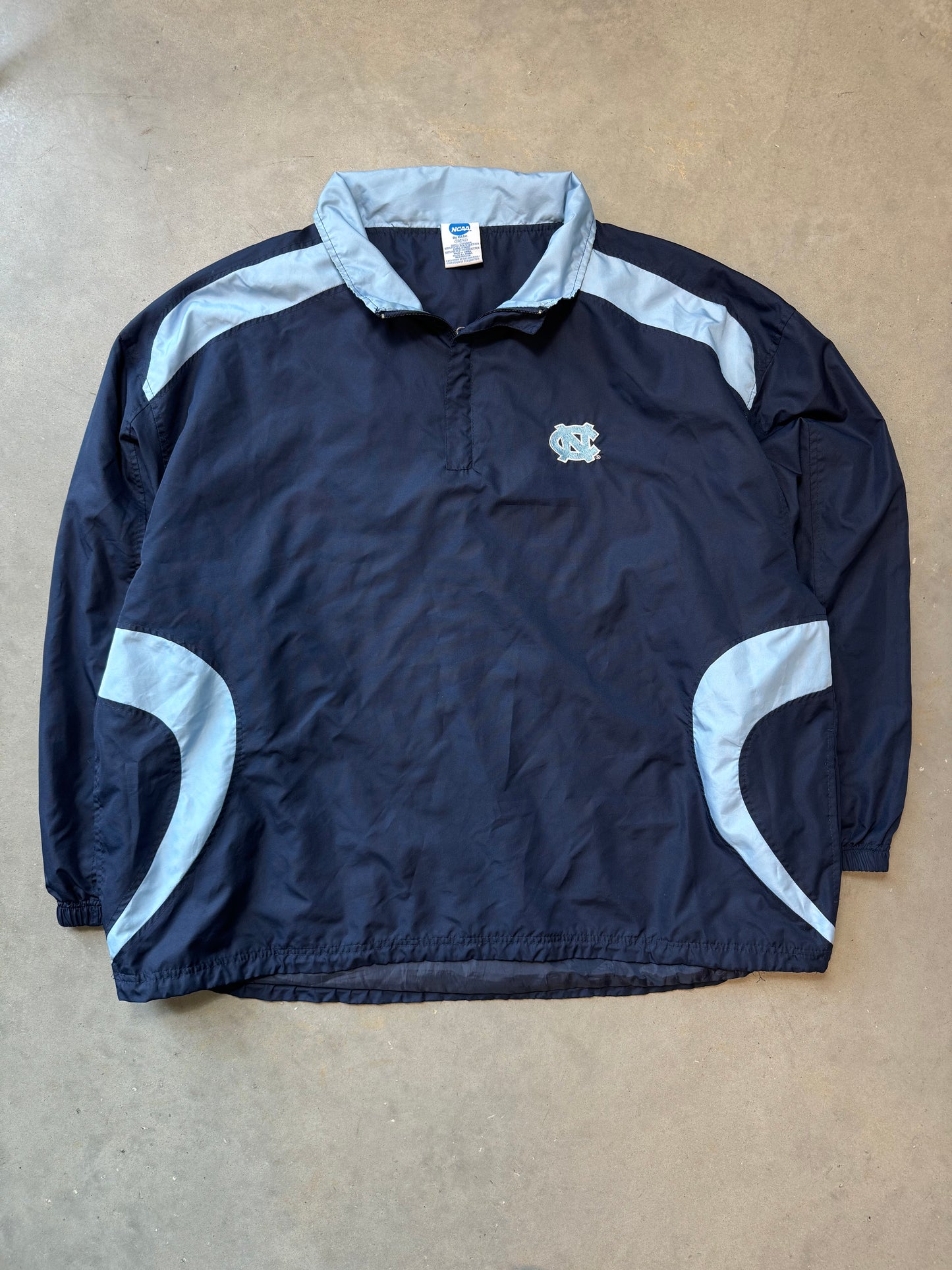 00’s UNC Tarheels Vintage Colorblocked Windbreaker (XXL)