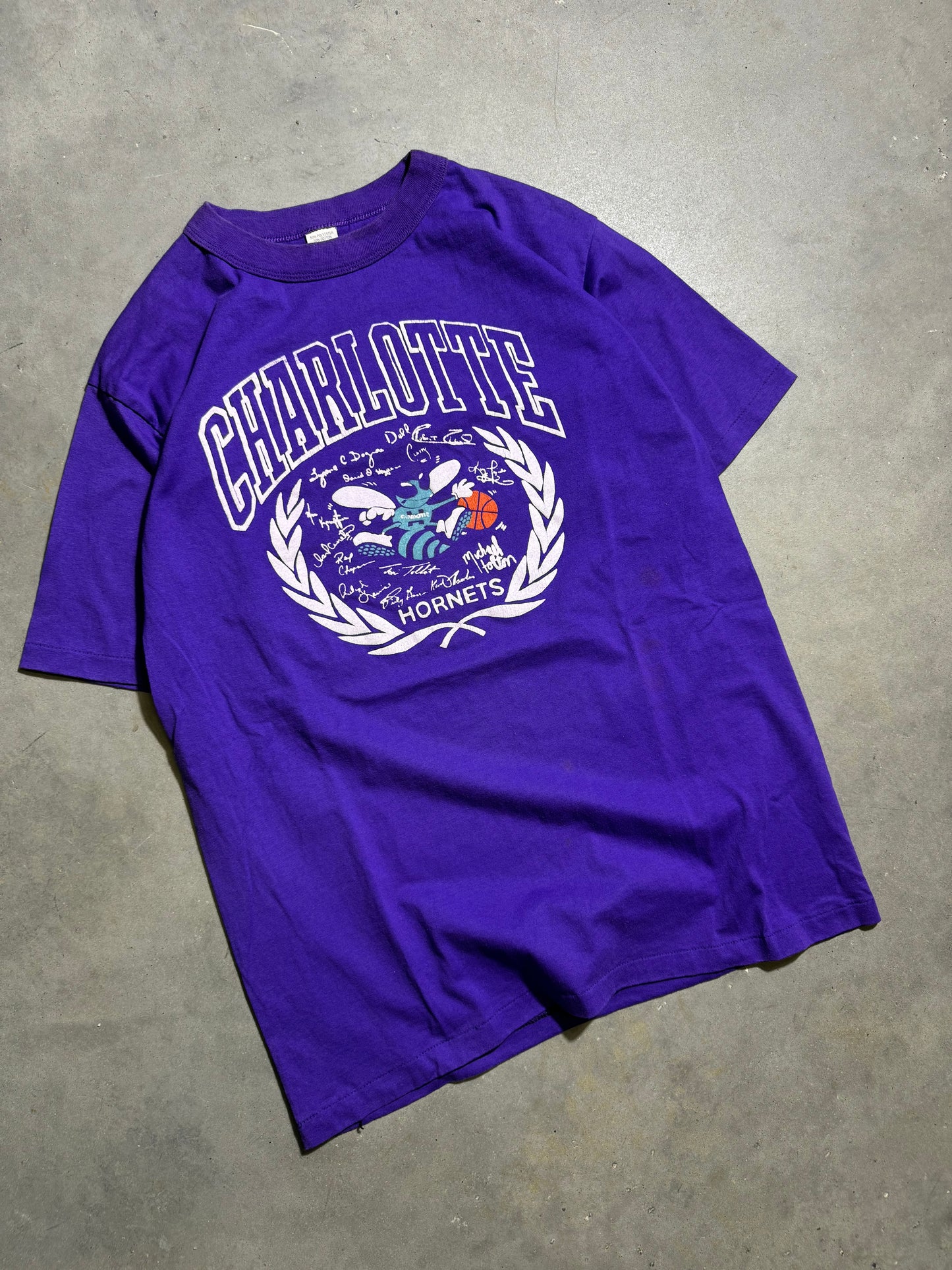1988 Charlotte Hornets Vintage Purple Inaugural Season Seal Logo NBA Tee (Large)