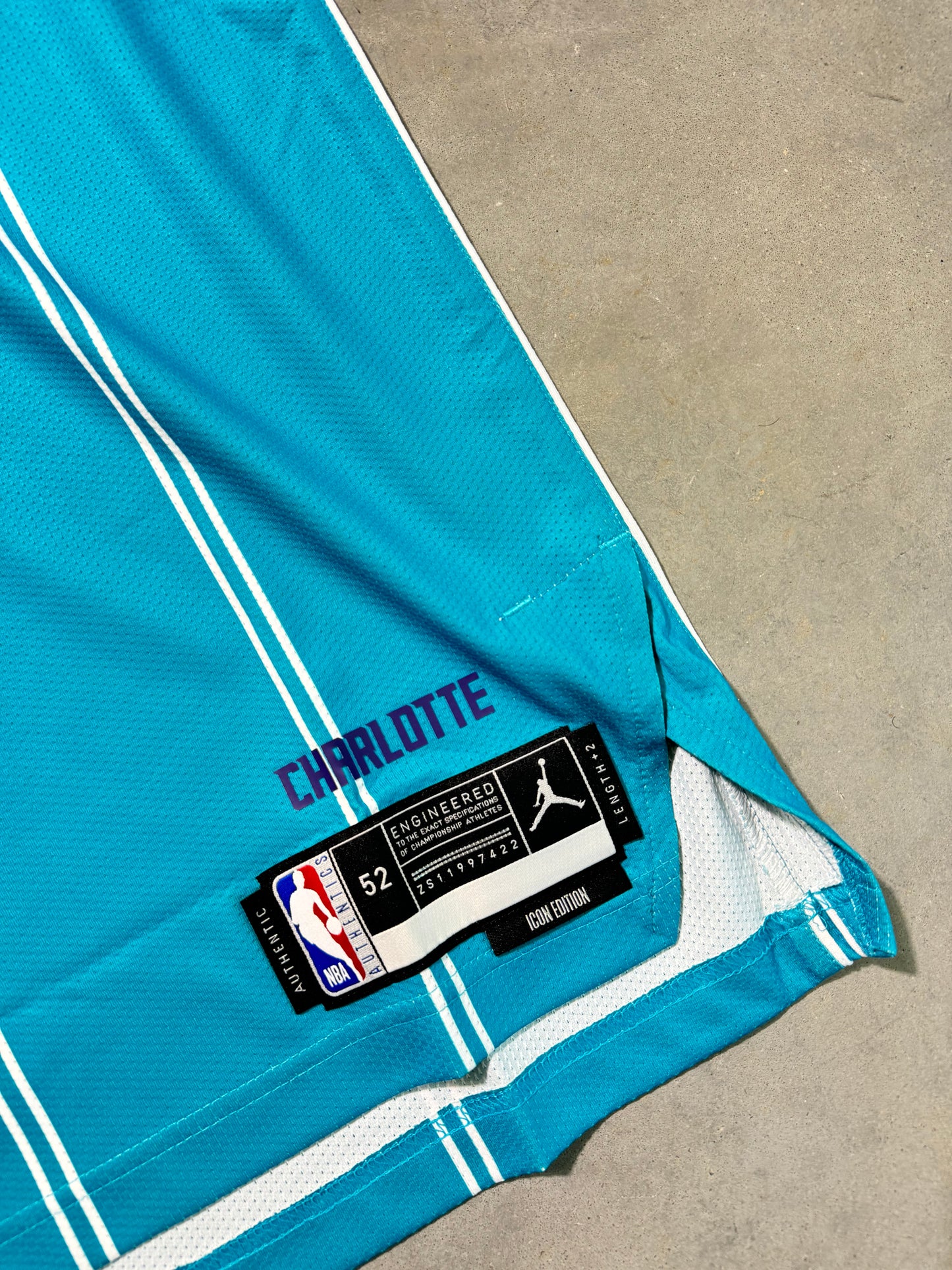 2023/2024 Charlotte Hornets LaMelo Ball Teal Jordan Brand Aeroknit Authentic On Court NBA Jersey (52/XL)