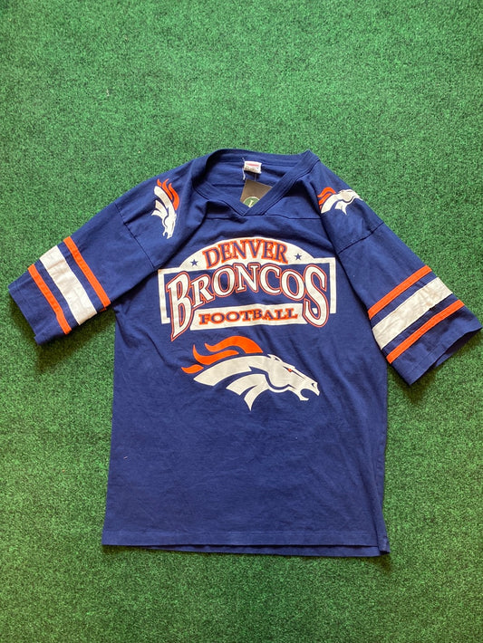 90s Vintage Denver Broncos NFL V- Neck Vintage Tee (Medium)