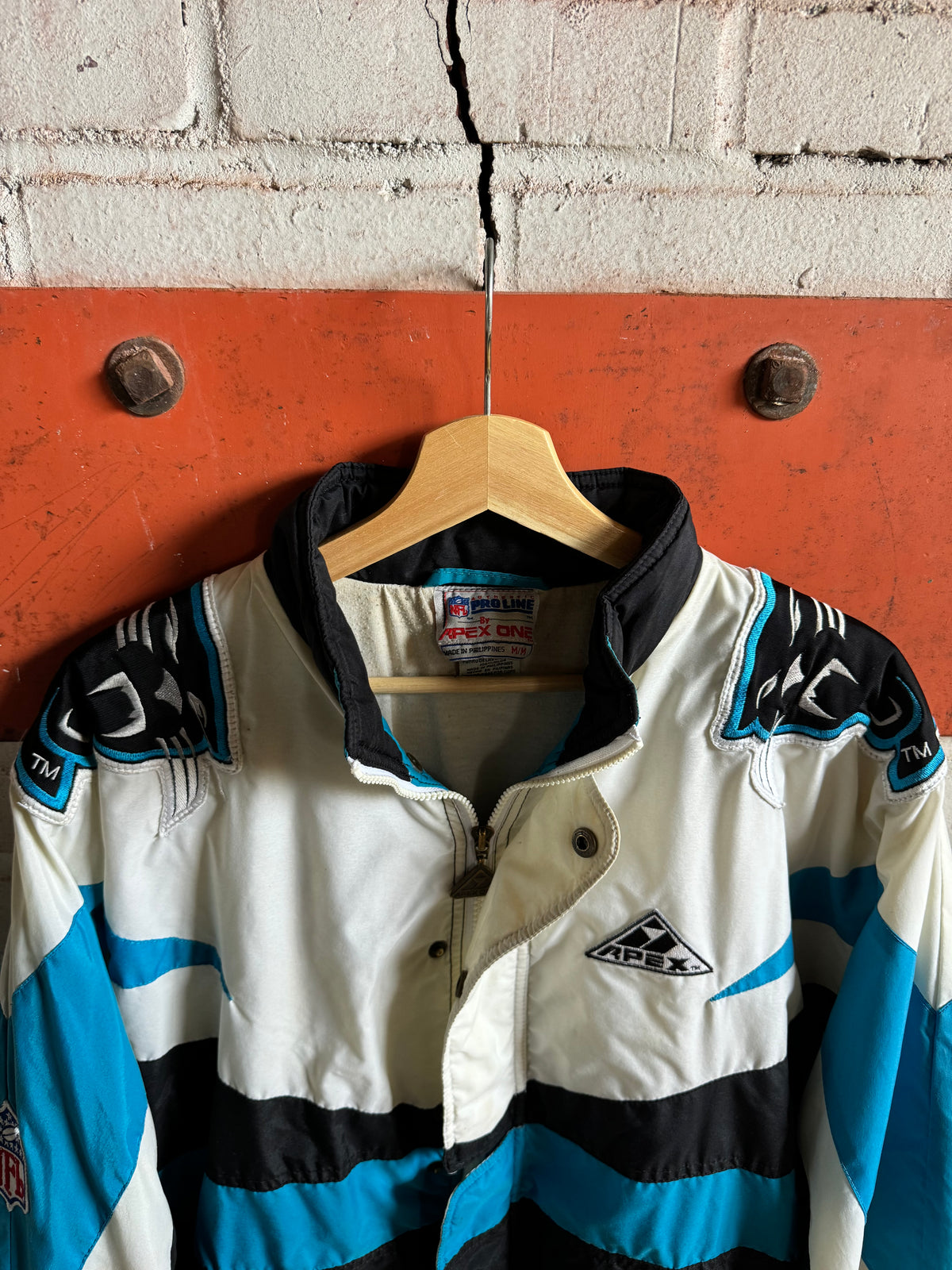 90’s Carolina Panthers Vintage White Apex One Shoulder Logo Full Zip Cotton Lined NFL Windbreaker Jacket (Medium)