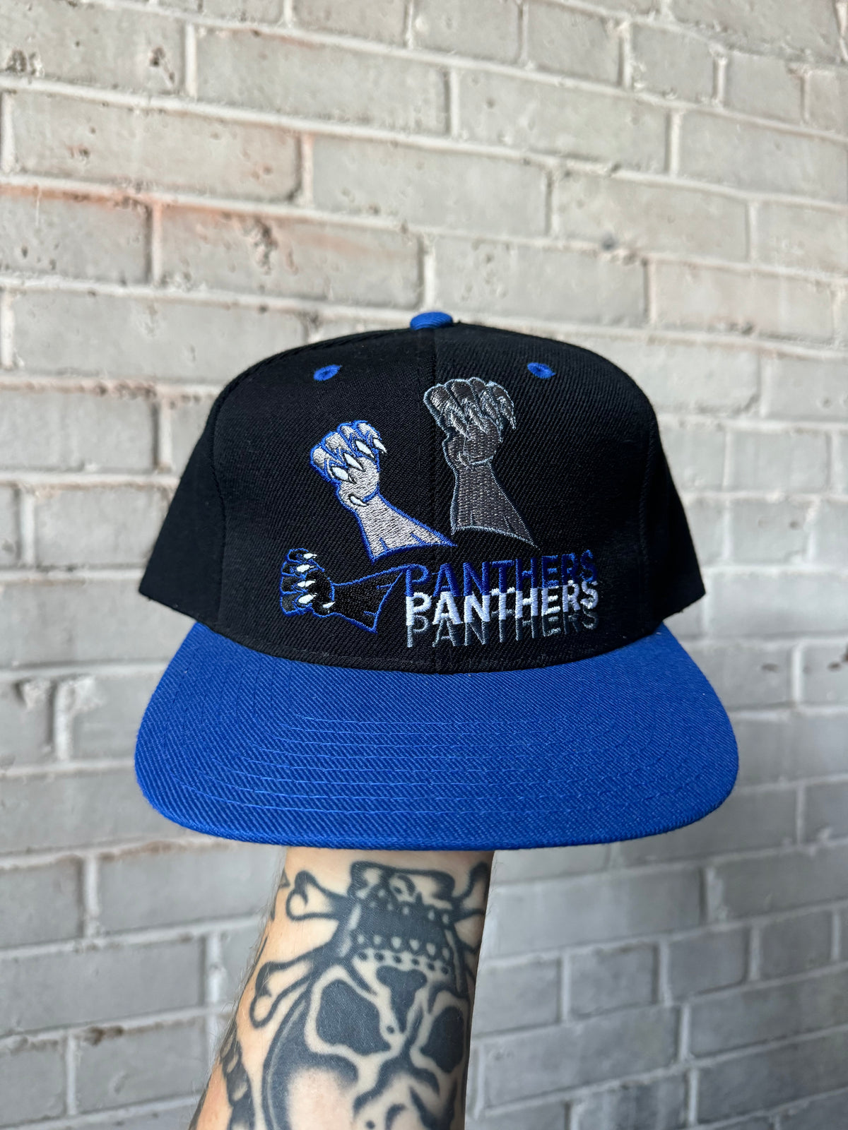 90’s Carolina Panthers Vintage Black Pro Player Repeat Claw Logo NFL Snapback Hat (OSFA)