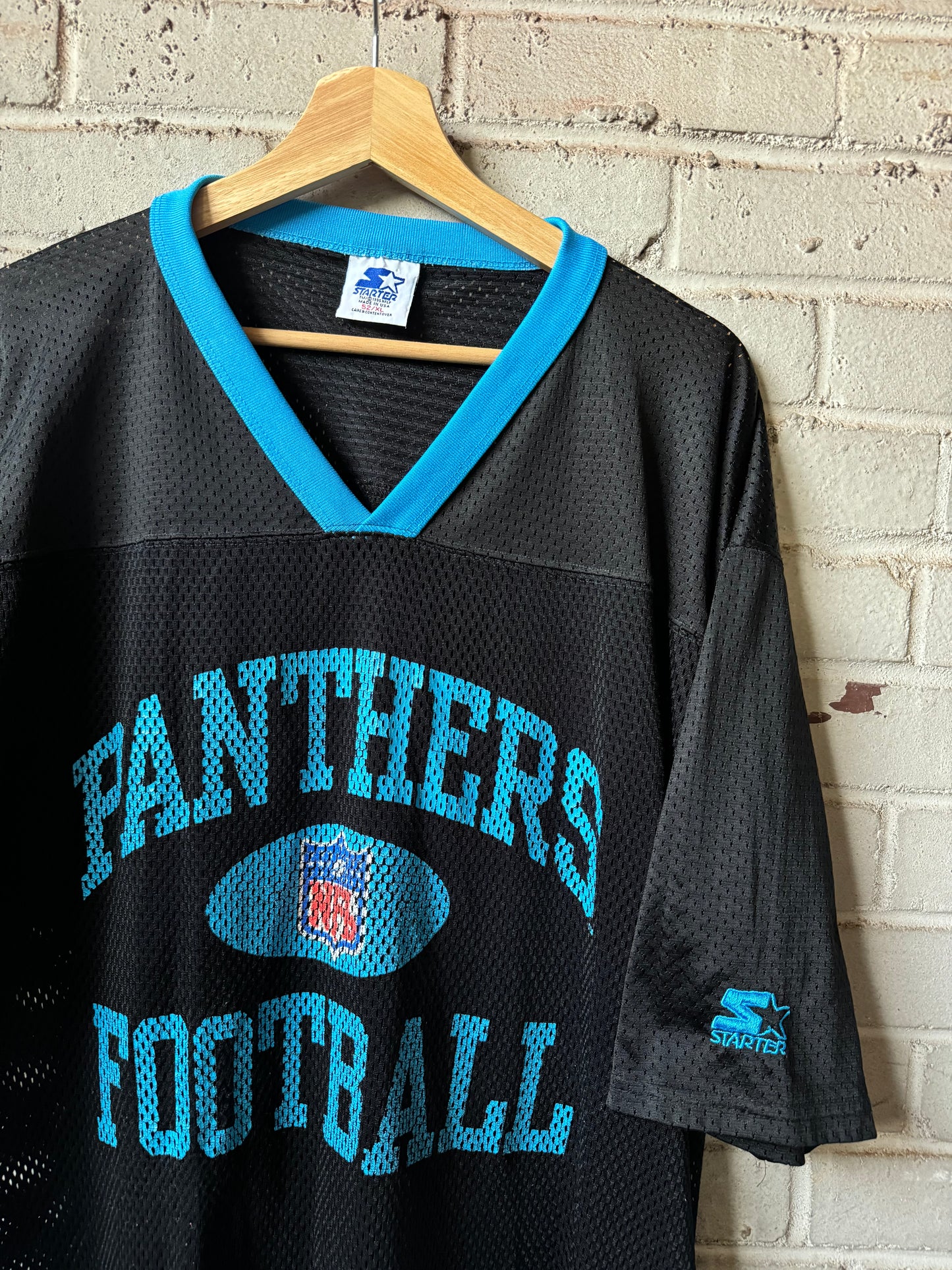 90’s Carolina Panthers Vintage Black Mesh Starter Cropped NFL Practice Jersey (52/XL)