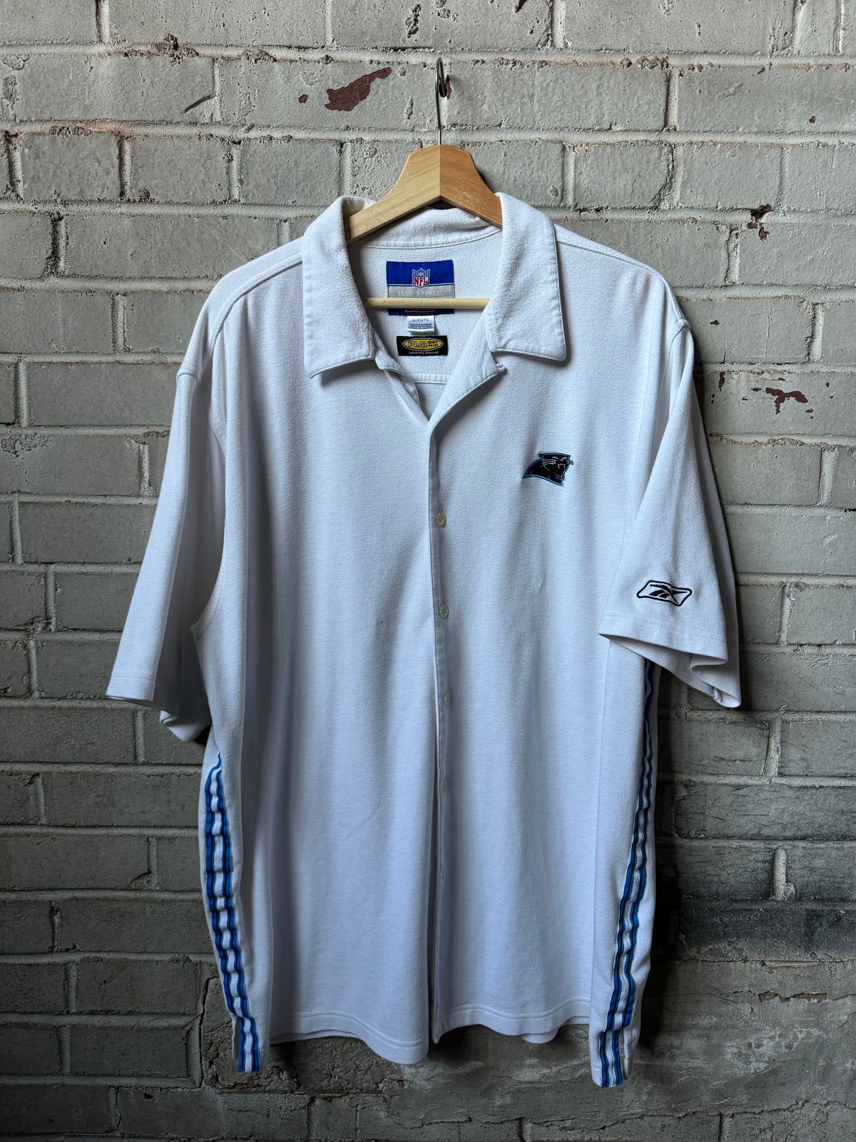 00’s Carolina Panthers Vintage White Reebok Striped NFL Button Down (XL)