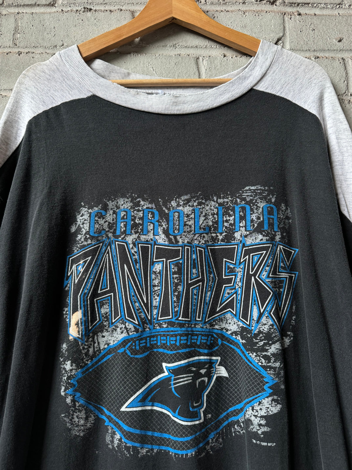 1995 Carolina Panthers Vintage 3/4 Sleeve Inaugural Season NFL Tee (XL)