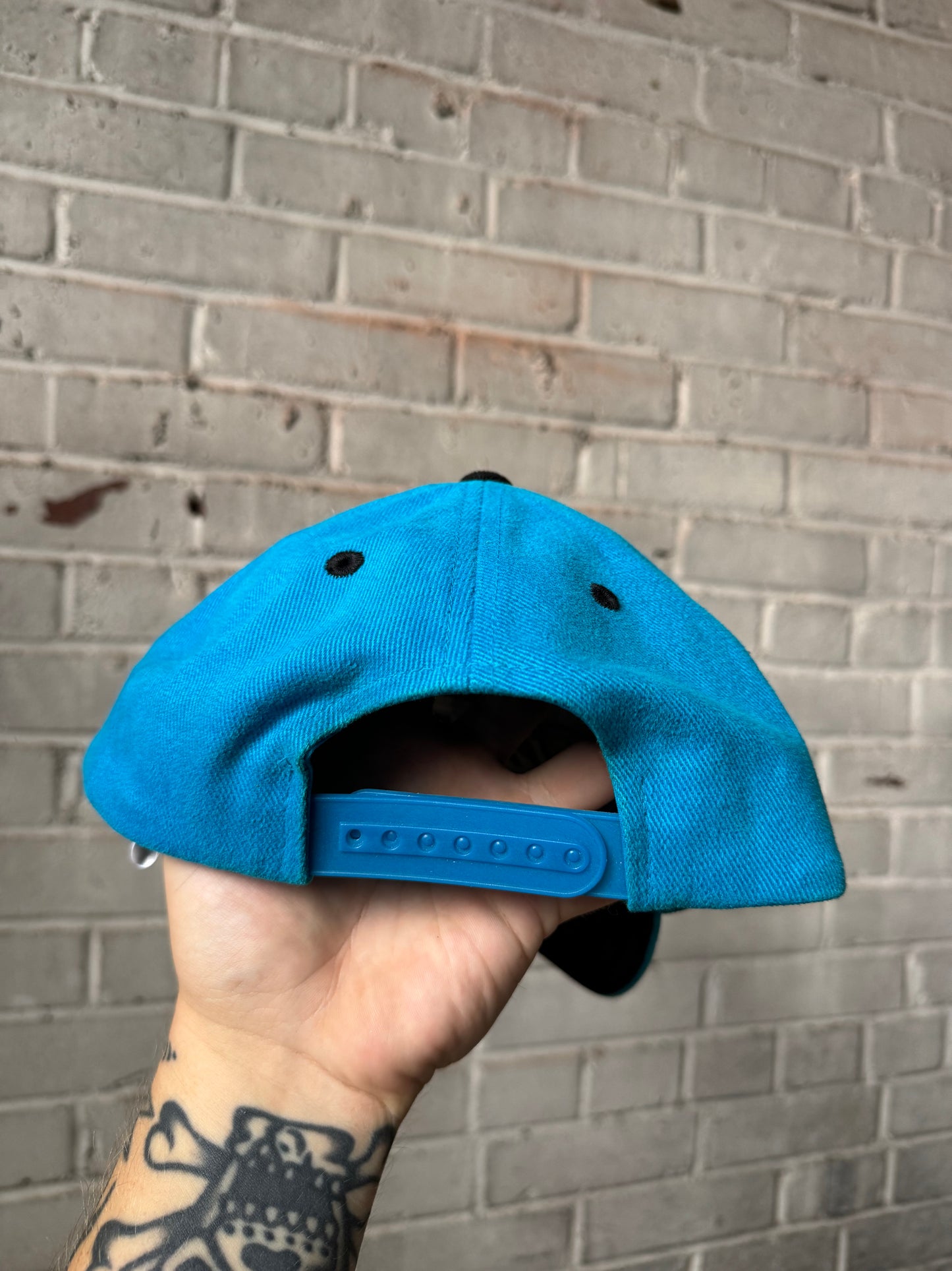 90’s Carolina Panthers Vintage Blue Logo Athletic NFL Snapback Hat (OSFA)