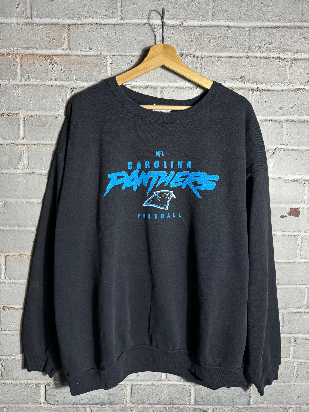 00’s Carolina Panthers Vintage Black Cat Scratch Font Heavyweight NFL Crewneck (XXL)