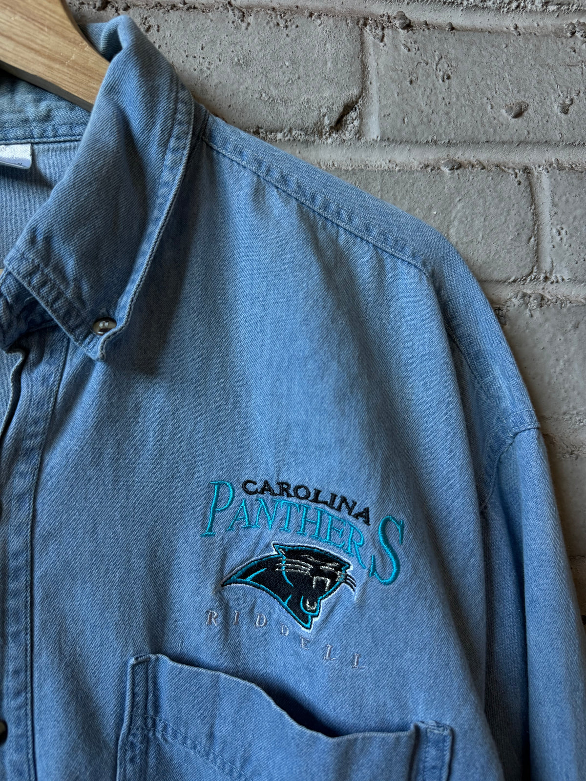 90’s Carolina Panthers Vintage Riddell Embroidered Denim NFL Button Up Shirt (Large)