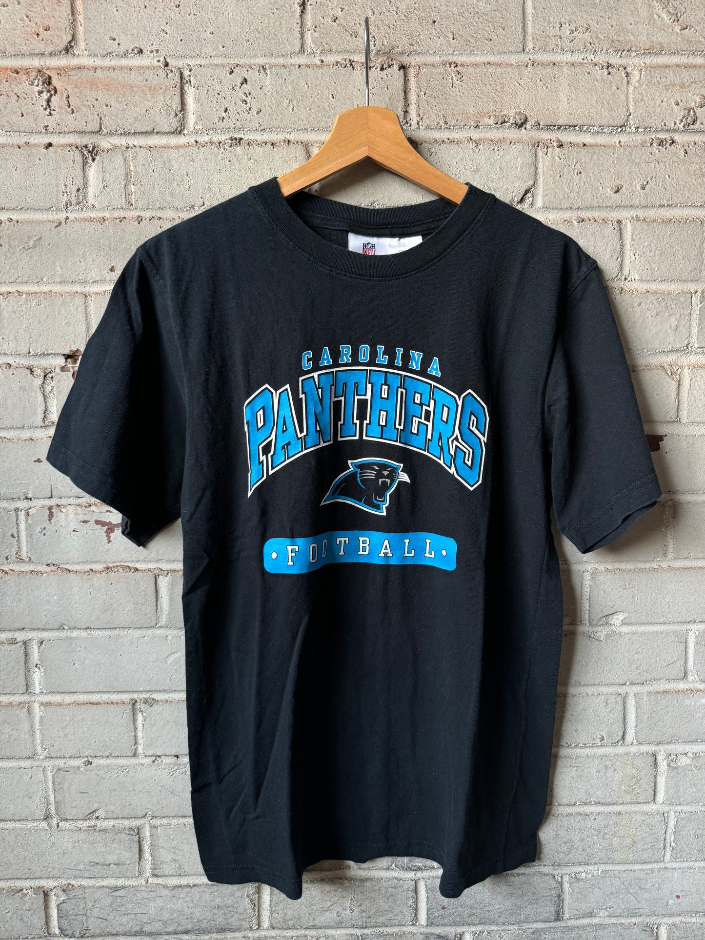 00’s Carolina Panthers Vintage Black Reebok Spellout NFL Tee (Youth XL)