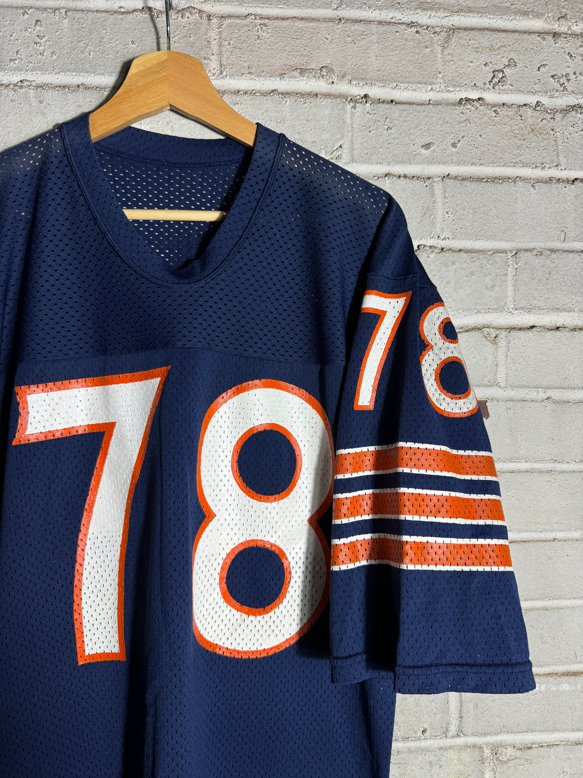 80’s Chicago Bears William “Refrigerator” Perry Vintage Navy Blue Sandknit Authentic NFL Jersey (Medium)