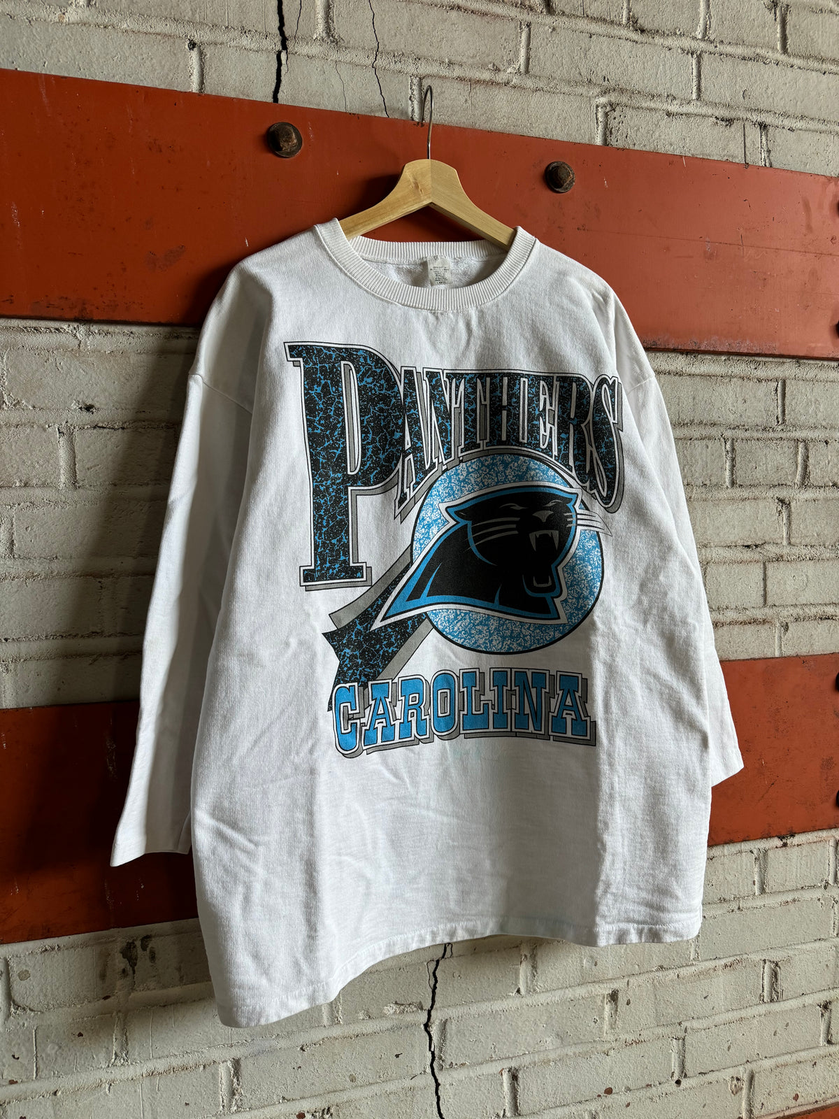 90’s Carolina Panthers Vintage White Big Logo Spellout Heavyweight Cotton Crewneck (Large)